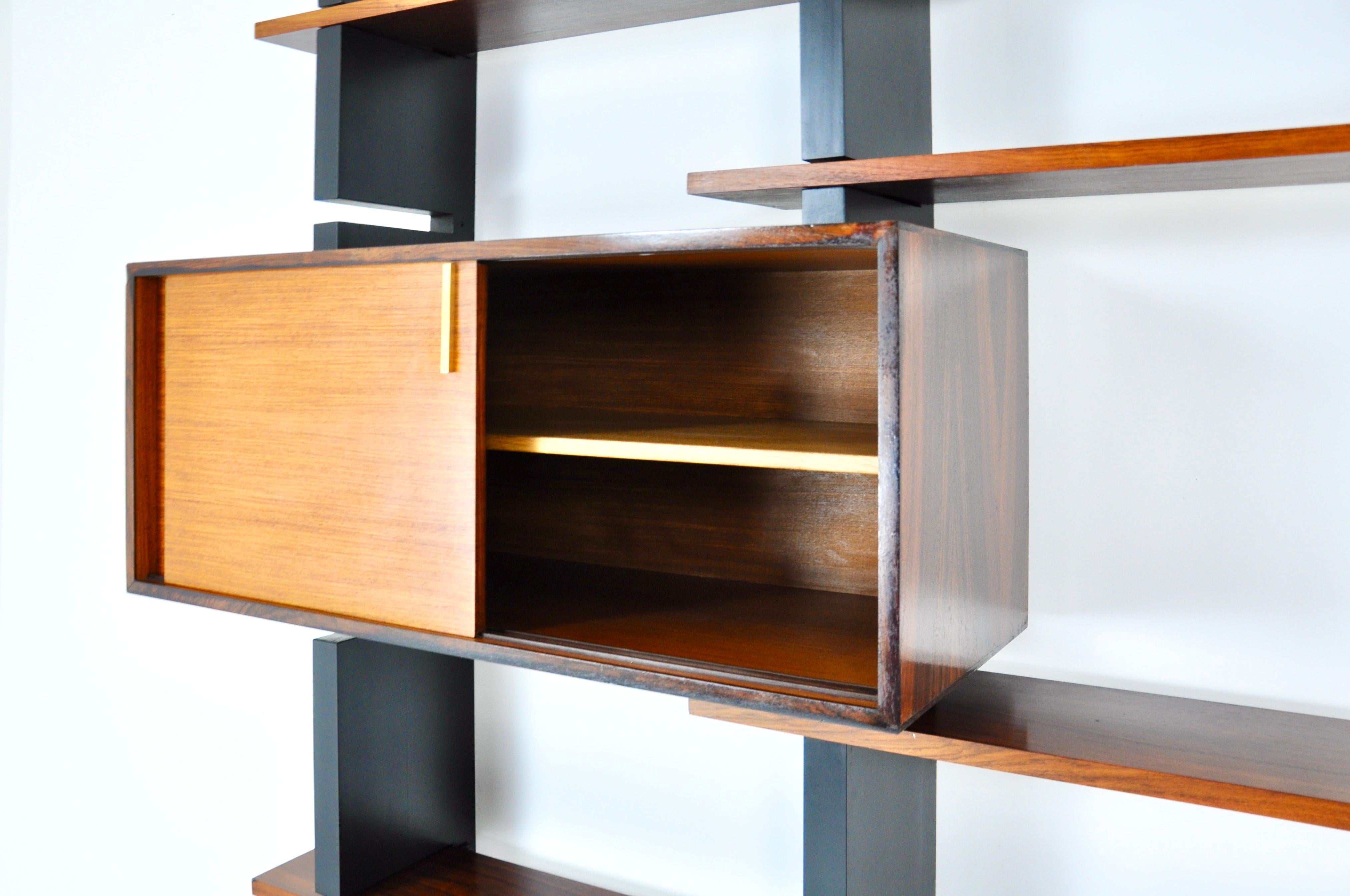 Wall Unit 