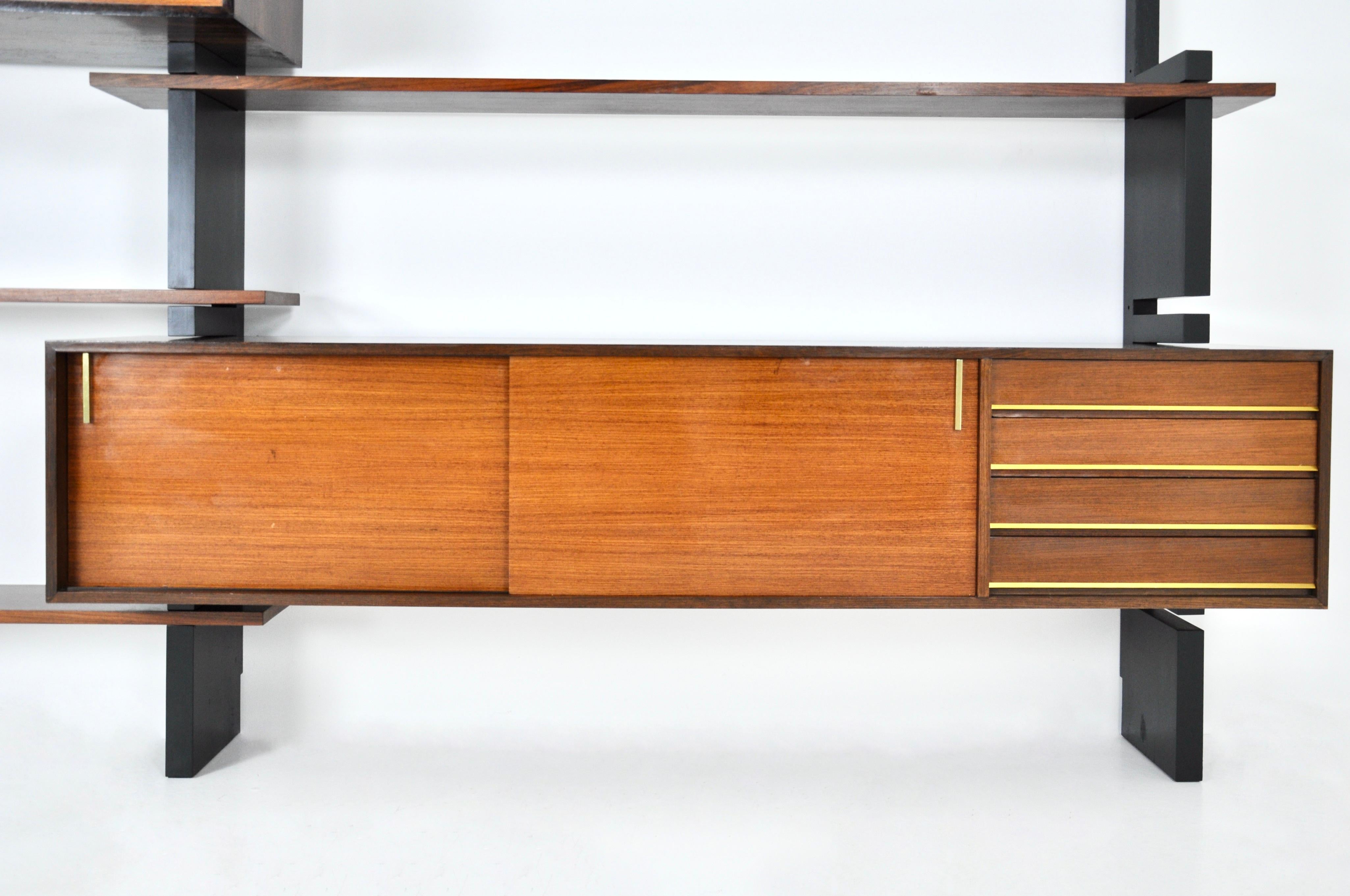 Wall Unit 