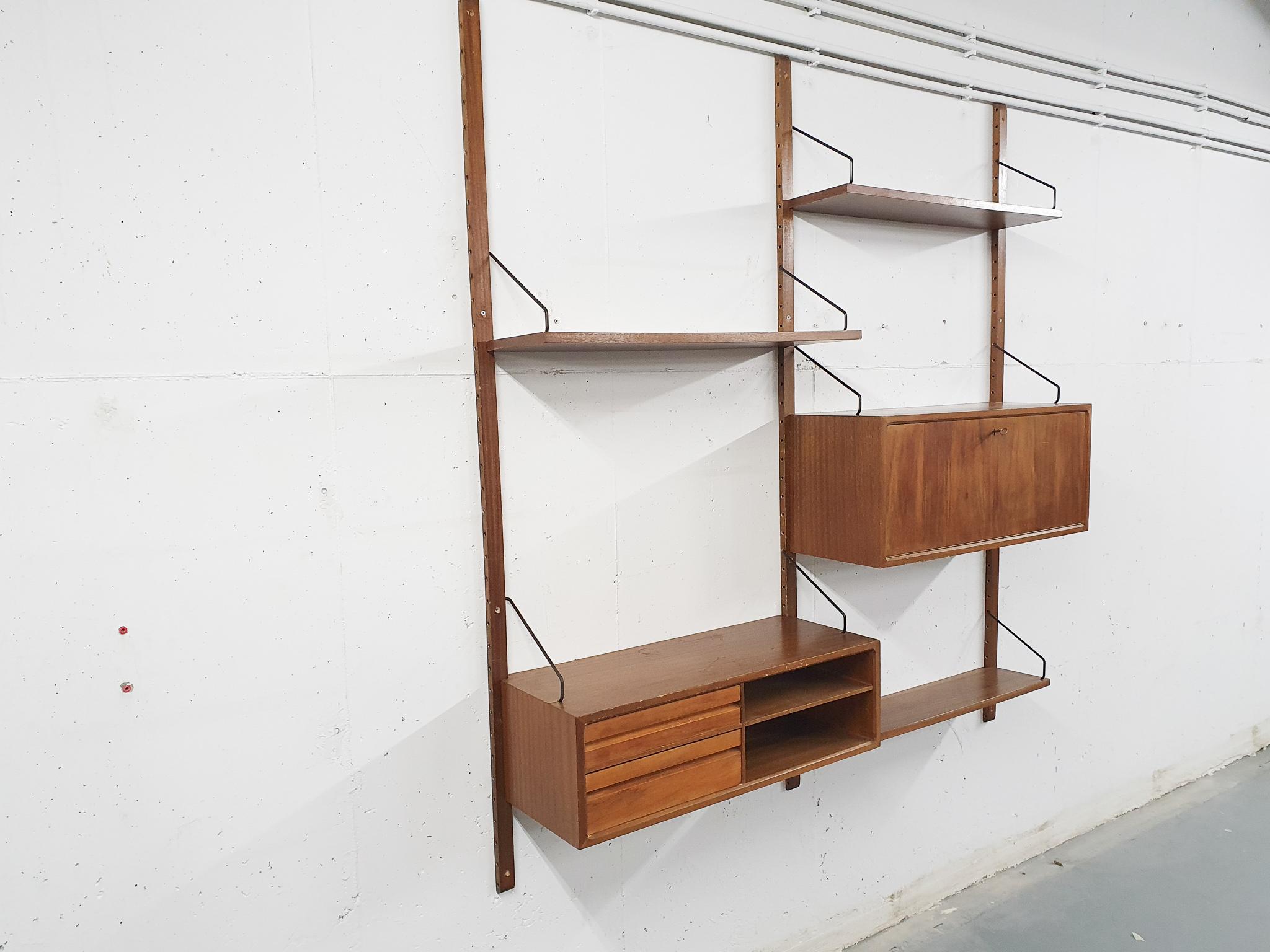 Mid-Century Modern Wall Unit in Elmwood by Poul Cadovius for Royal System, Denmark, 1950s For Sale