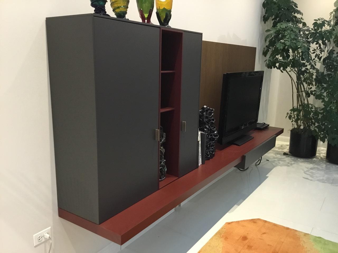 Wall Unit in Matt Lacquer & Wood by David Lopez Quincoces for Lema In Good Condition For Sale In Chicago, IL