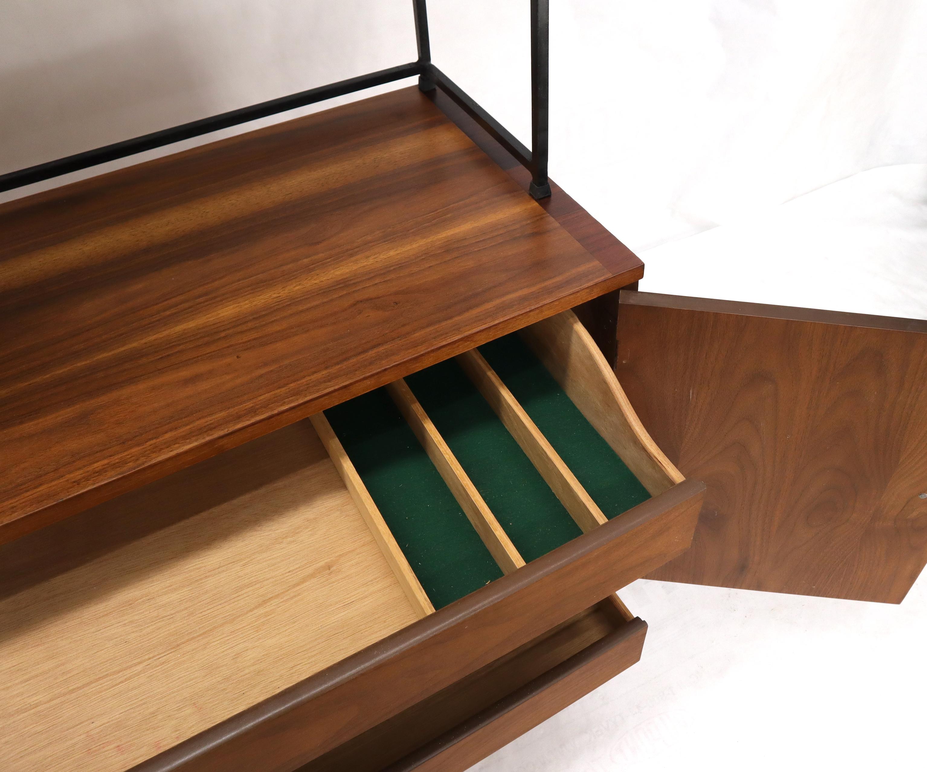 stanley credenza