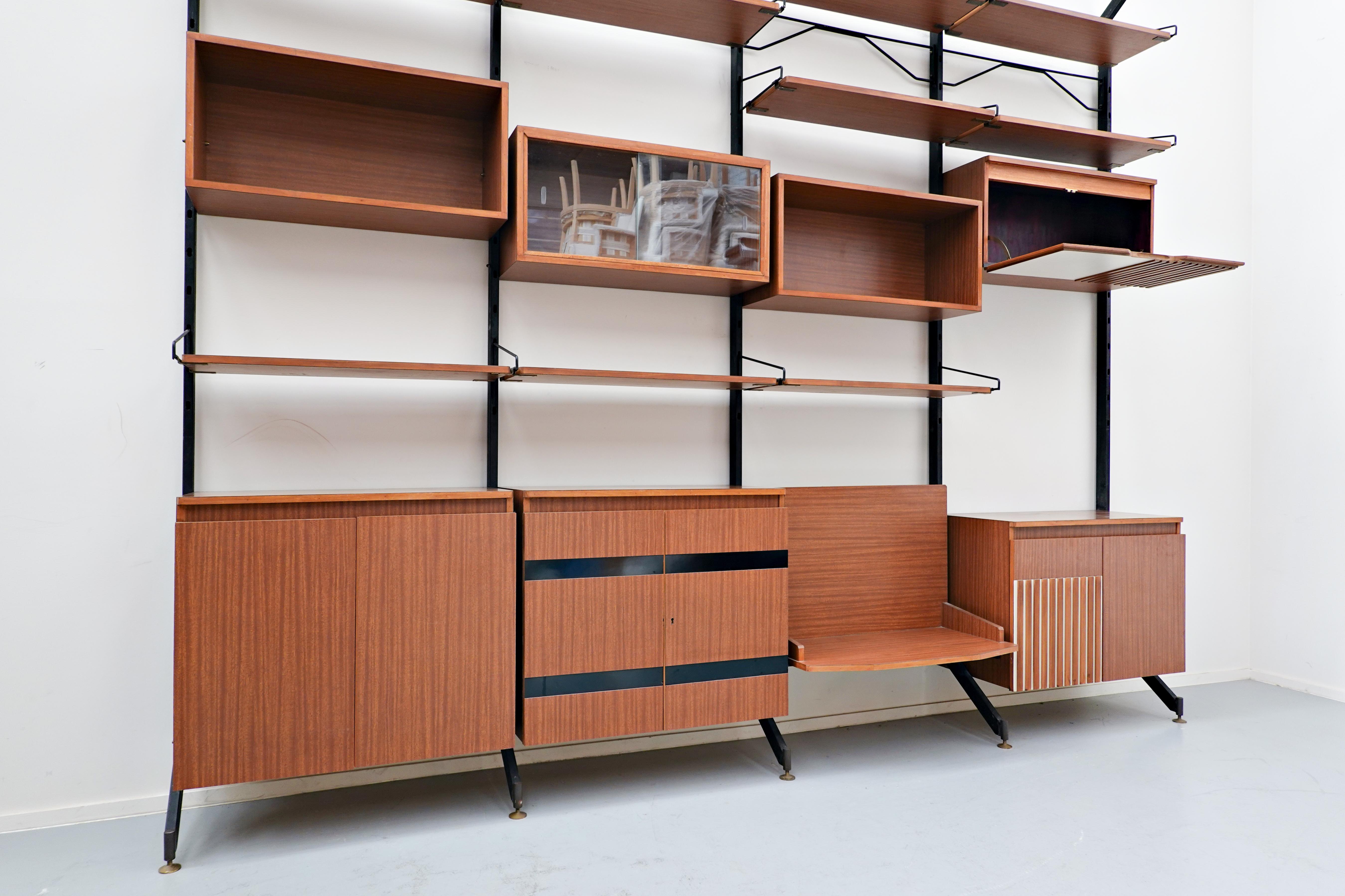 Mid-Century Modern Italian Wall Unit Model ''Urio'' by Ico Parisi for MIM, 1960s For Sale 14
