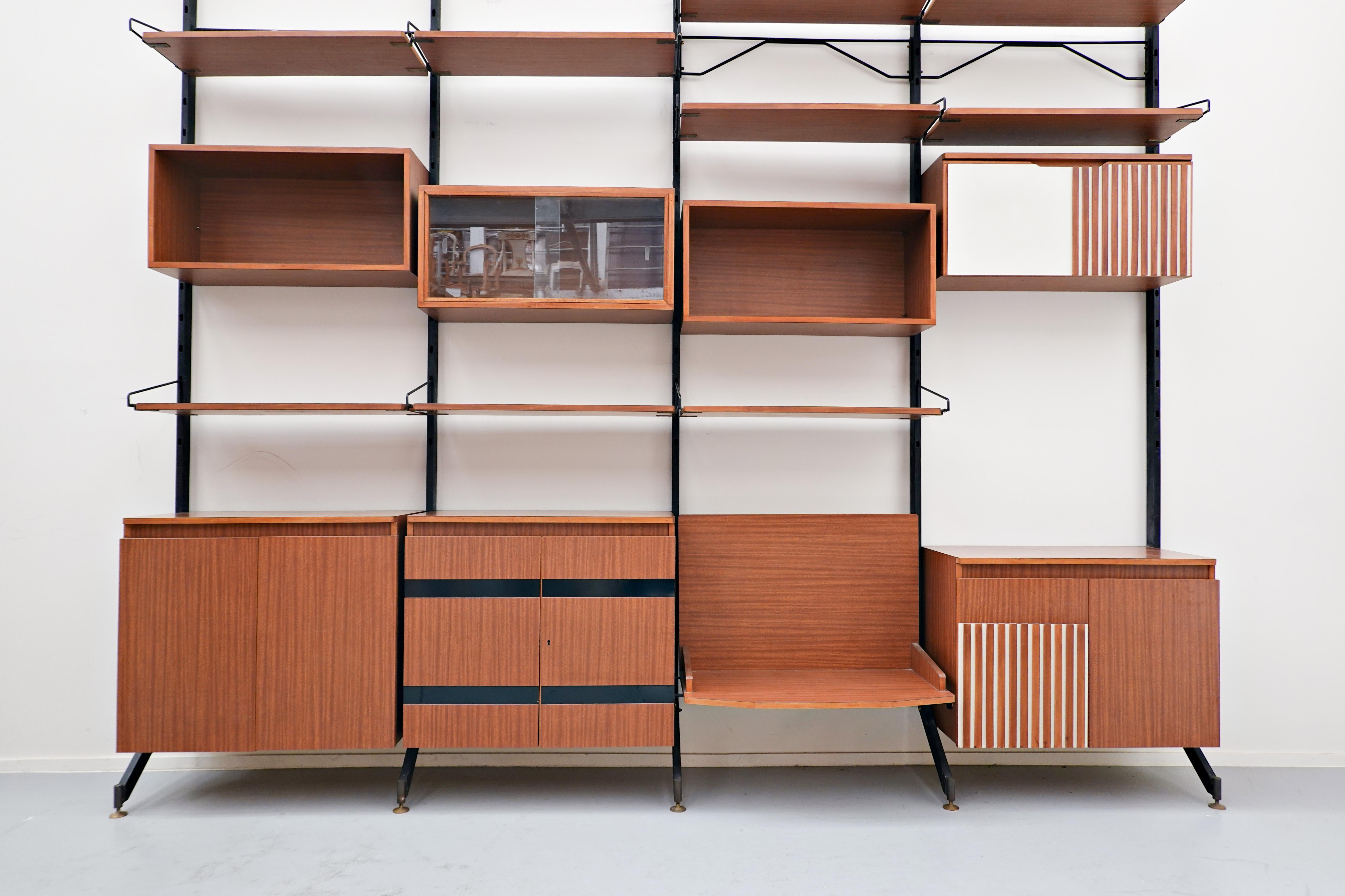 Mid-Century Modern Italian Wall Unit Model ''Urio'' by Ico Parisi for MIM, 1960s For Sale 15
