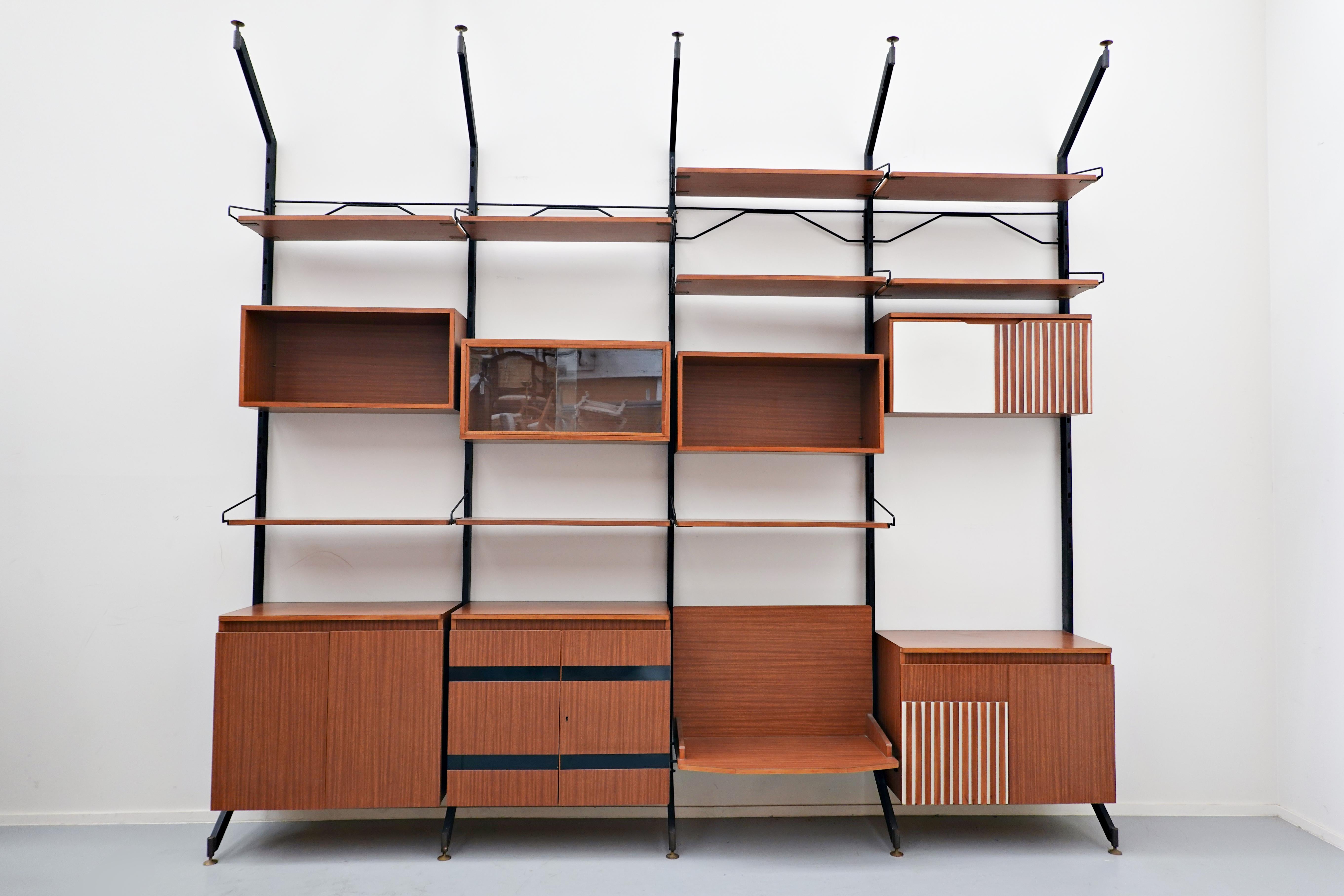Mid-Century Modern Italian Wall Unit Model ''Urio'' by Ico Parisi for MIM, 1960s For Sale 16