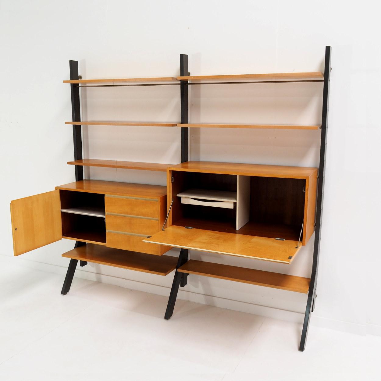 Wall Unit ‘Module’ by Kho Liang Ie for Fristho In Fair Condition For Sale In Beerse, VAN