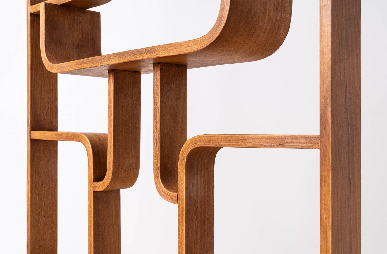 Mueble de pared o separador de ambientes de Ludvik Volak, Holesov, 1960, contrachapado curvado, restaurado en Bueno Estado en Wrocław, Poland