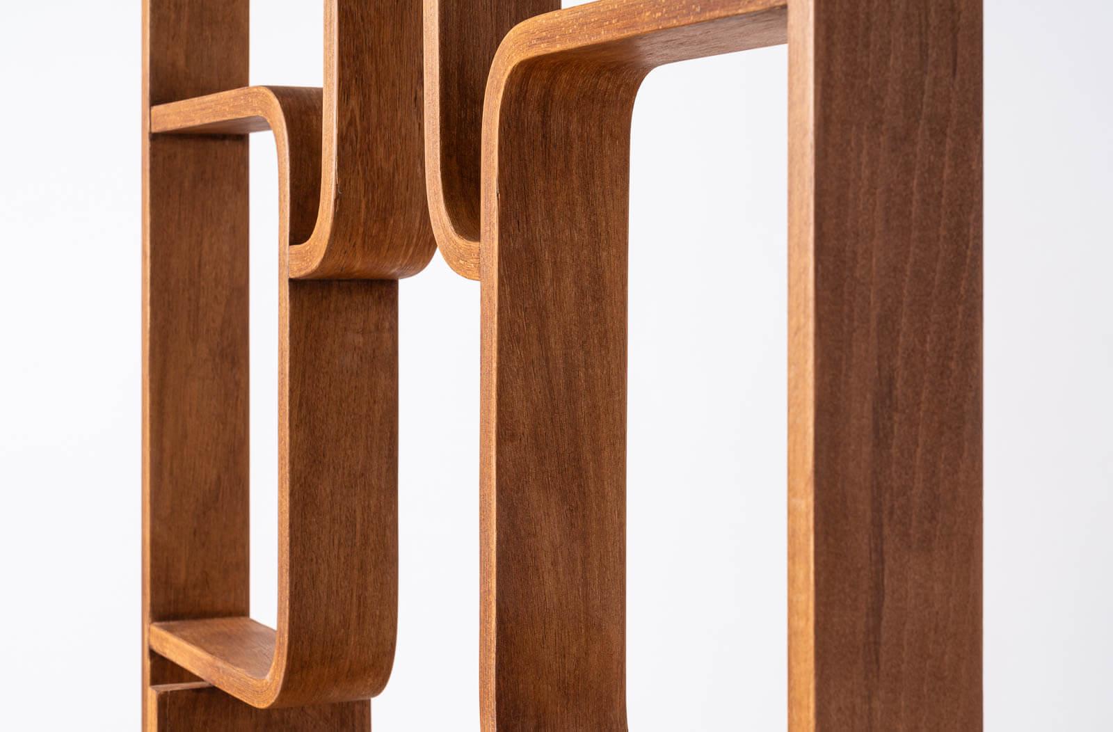 Mueble de pared o separador de ambientes de Ludvik Volak, Holesov, 1960, contrachapado curvado, restaurado mediados del siglo XX