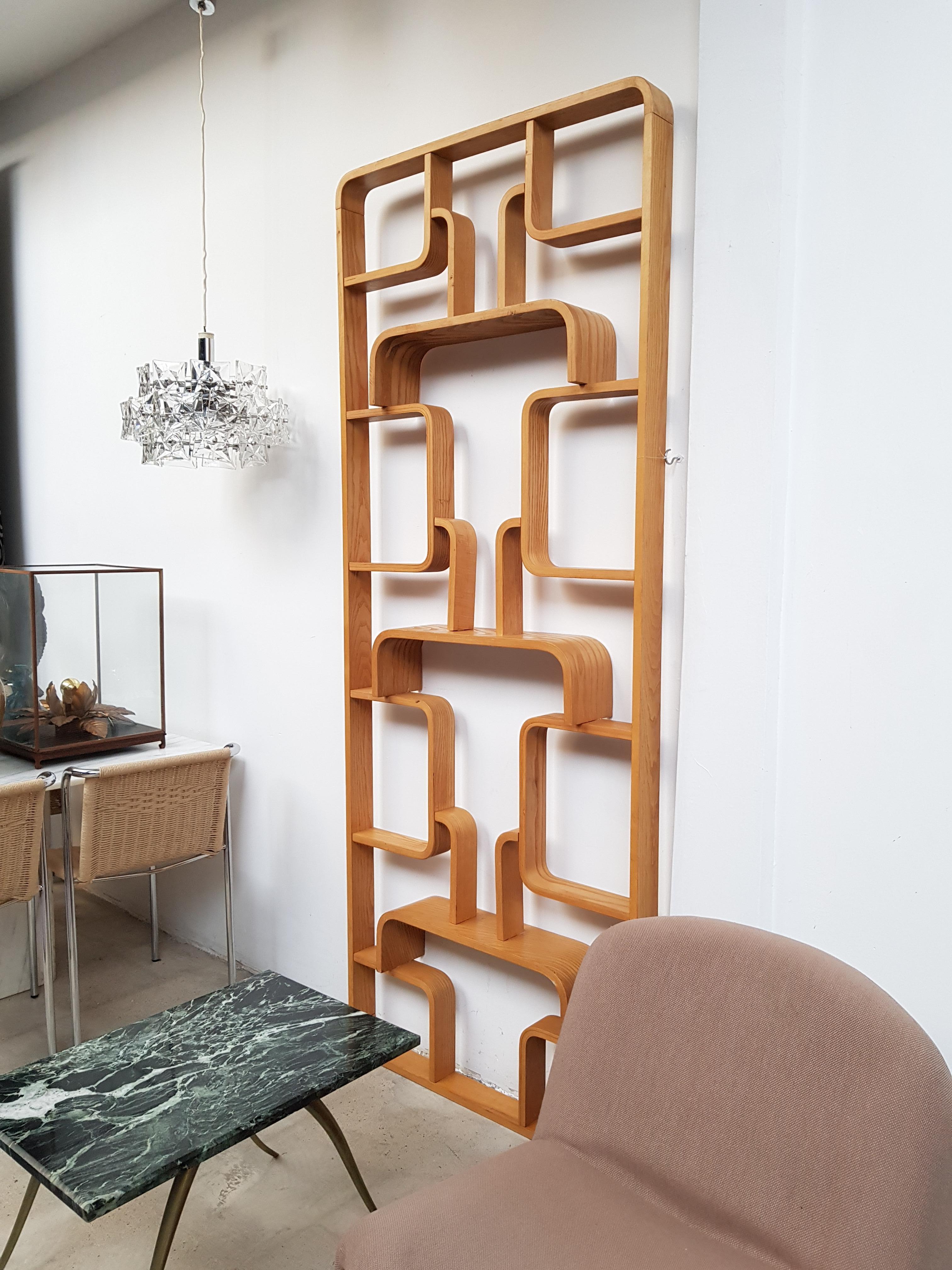 Mid-20th Century Wall Unit/Room Divider by Ludvik Volak for Drevopodnik Holesov ‘Round Corners’ 2