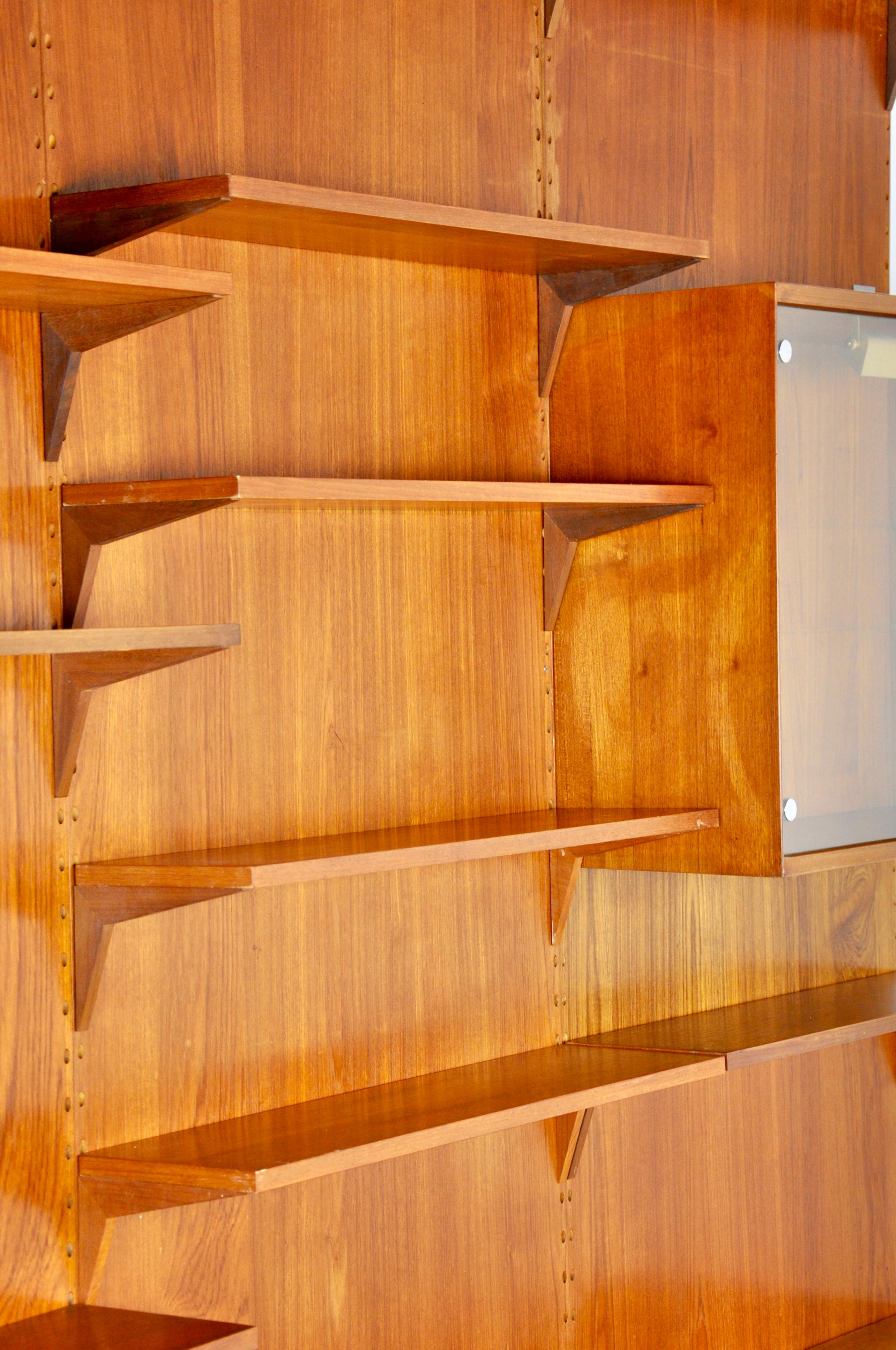 Mid-Century Modern Wall Unit Royal System by Poul Cadovuis, 1960s