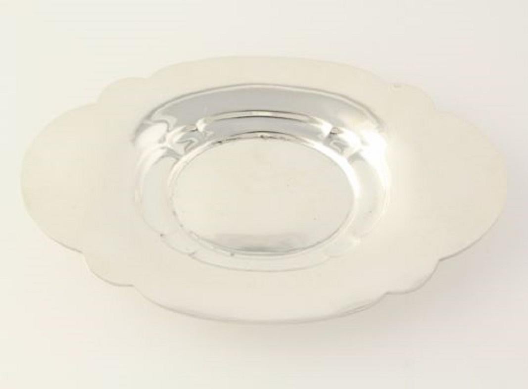 Women's Wallace Creamer & Saucer Tray, Sterling Silver 212 & 4212 Fine Entertaining