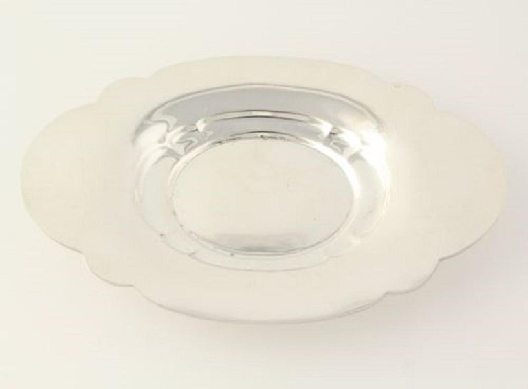 Women's Wallace Creamer & Saucer Tray, Sterling Silver 212 & 4212 Fine Entertaining For Sale