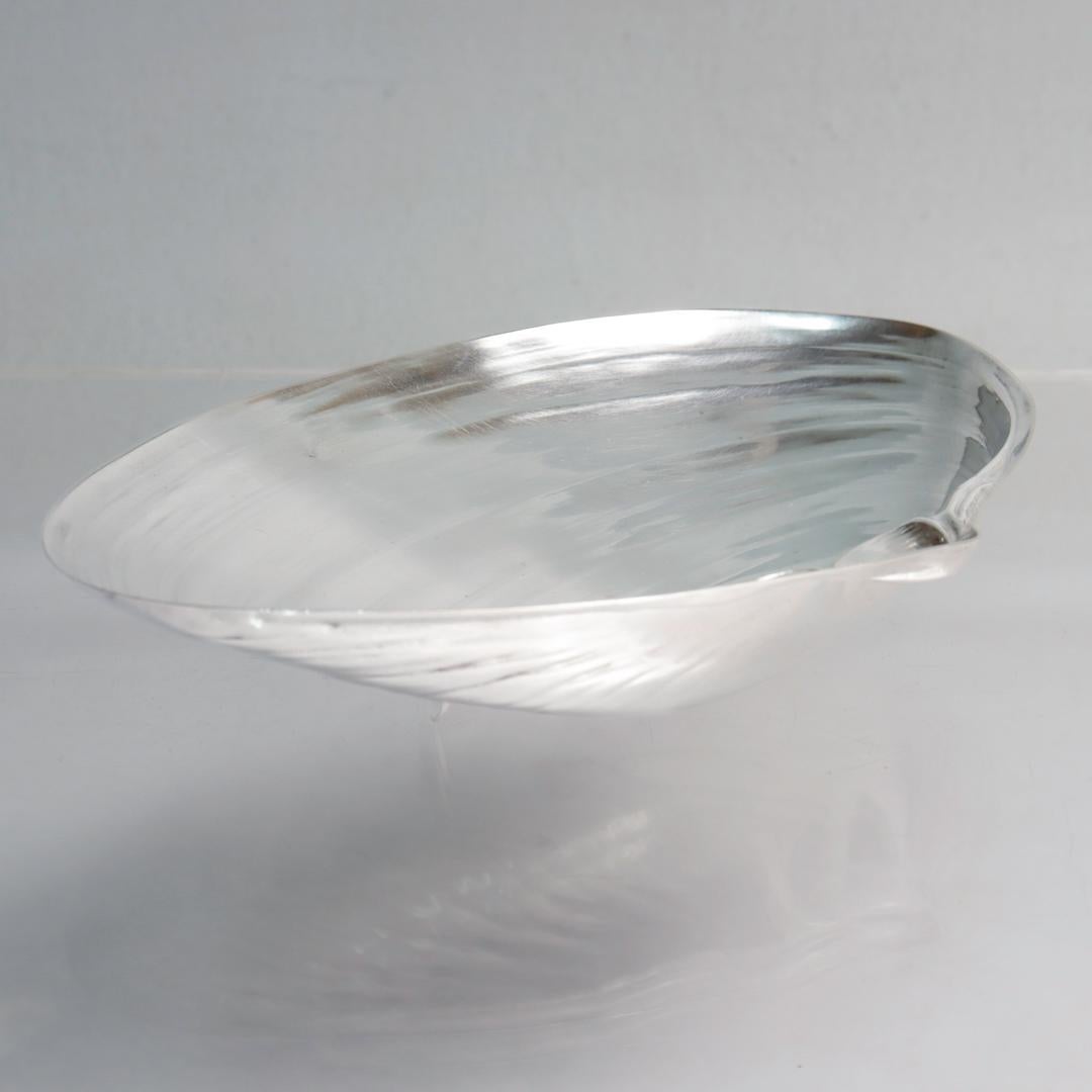 Women's or Men's Wallace Figural Sterling Silver Clam Shaped Bowl No. 393 For Sale