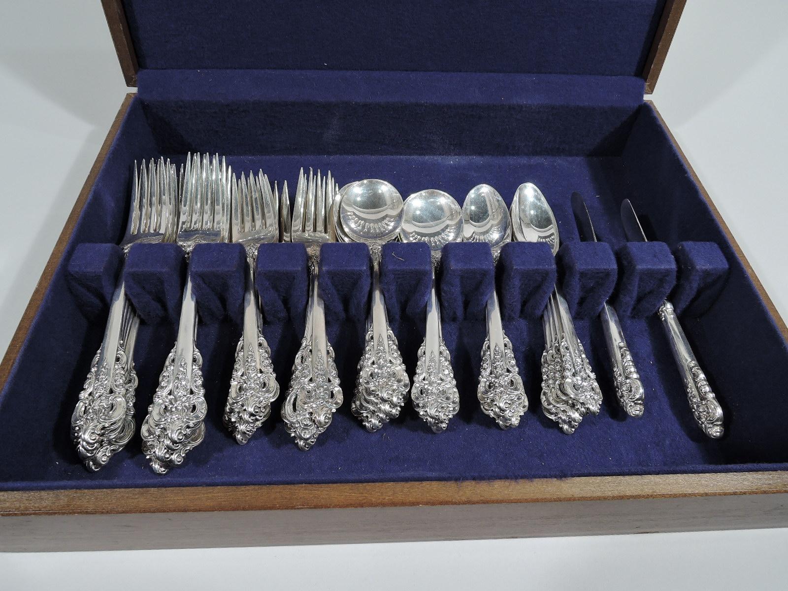 Wallace Grande Baroque Sterling Silver Set for 12 with 62 Pieces In Excellent Condition In New York, NY