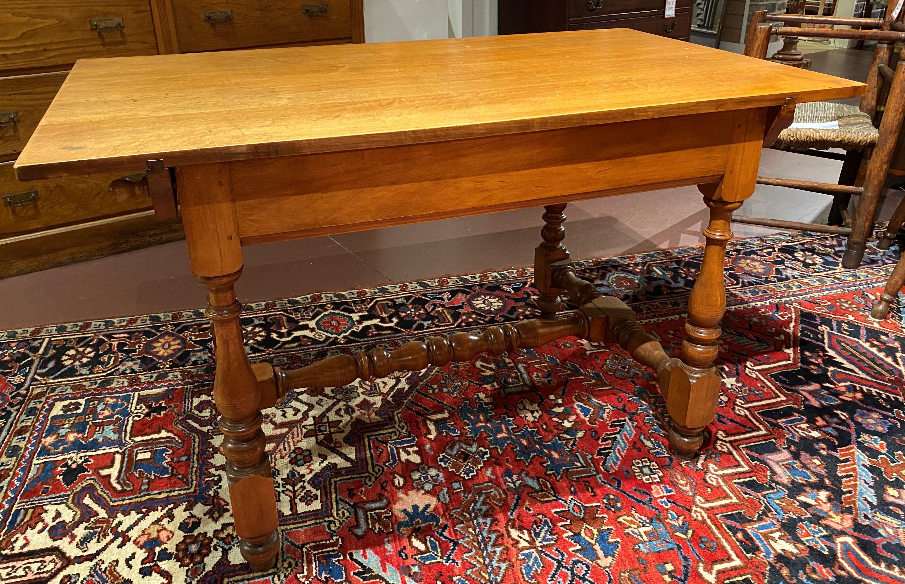 Wallace Nutting Signed Maple Tavern Table with Bold Turned Legs & Stretchers 4