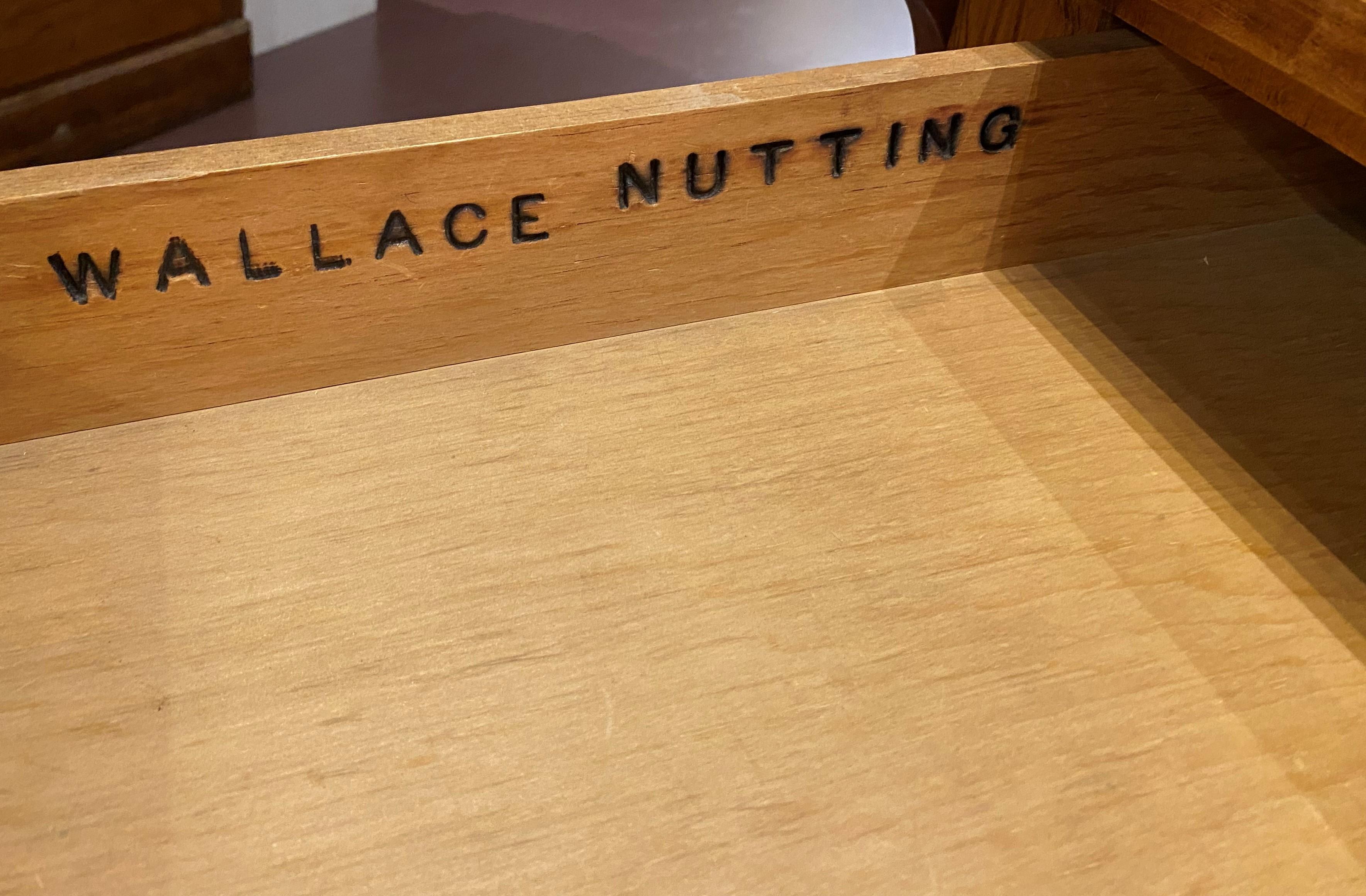 Wallace Nutting Signed Maple Tavern Table with Bold Turned Legs & Stretchers In Good Condition In Milford, NH