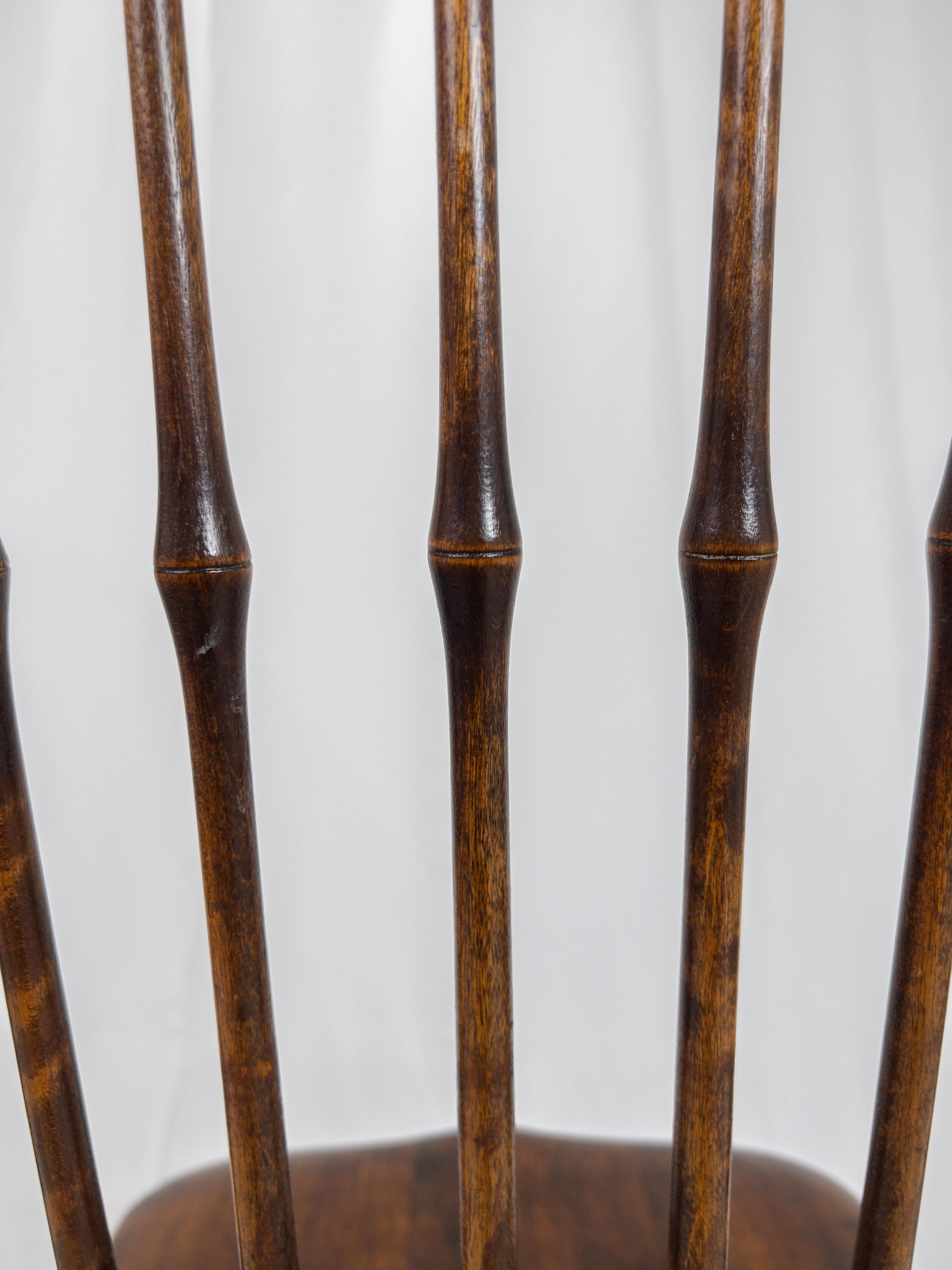 Wood Wallace Nutting Vintage Bow Back Windsor Side Chair