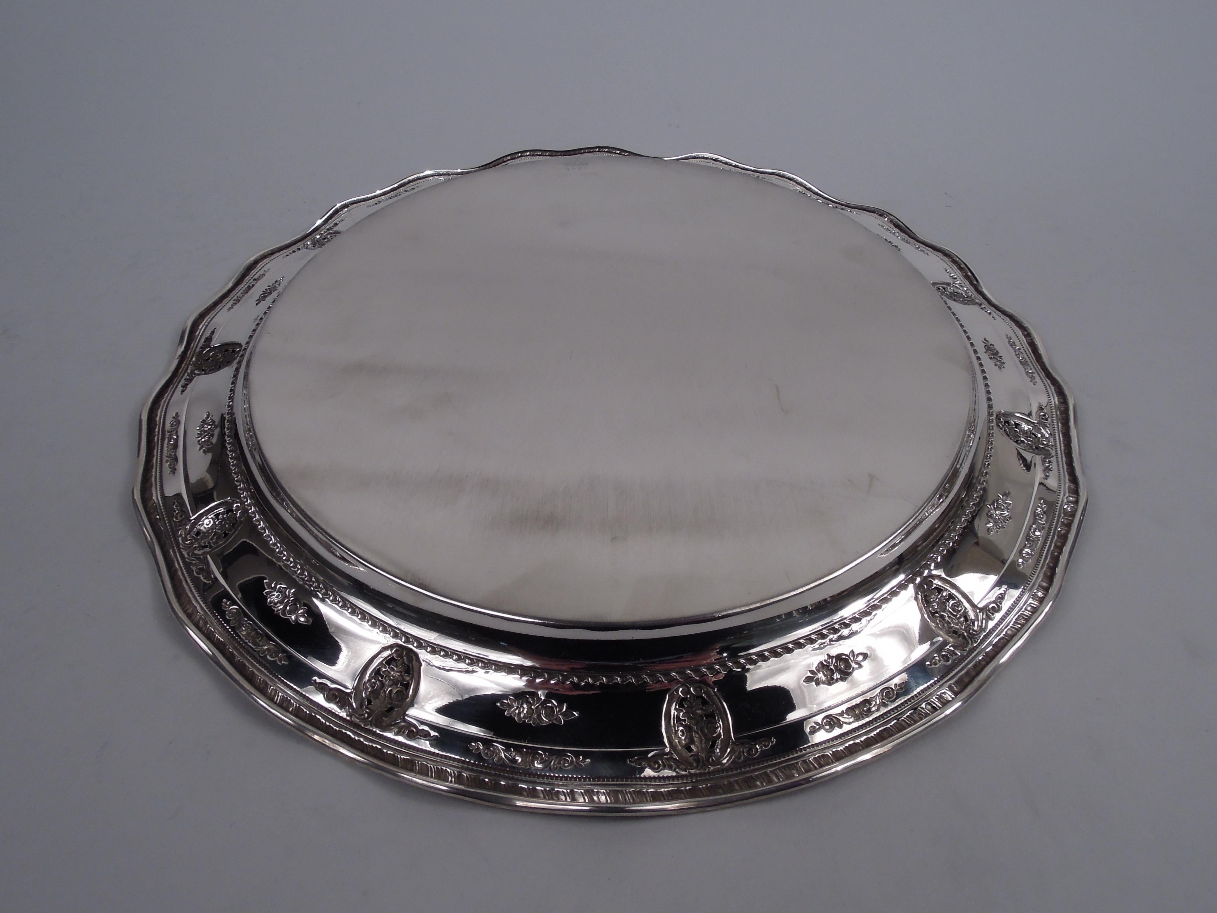20th Century Wallace Rose Point Sterling Silver Round 12-Inch Tray