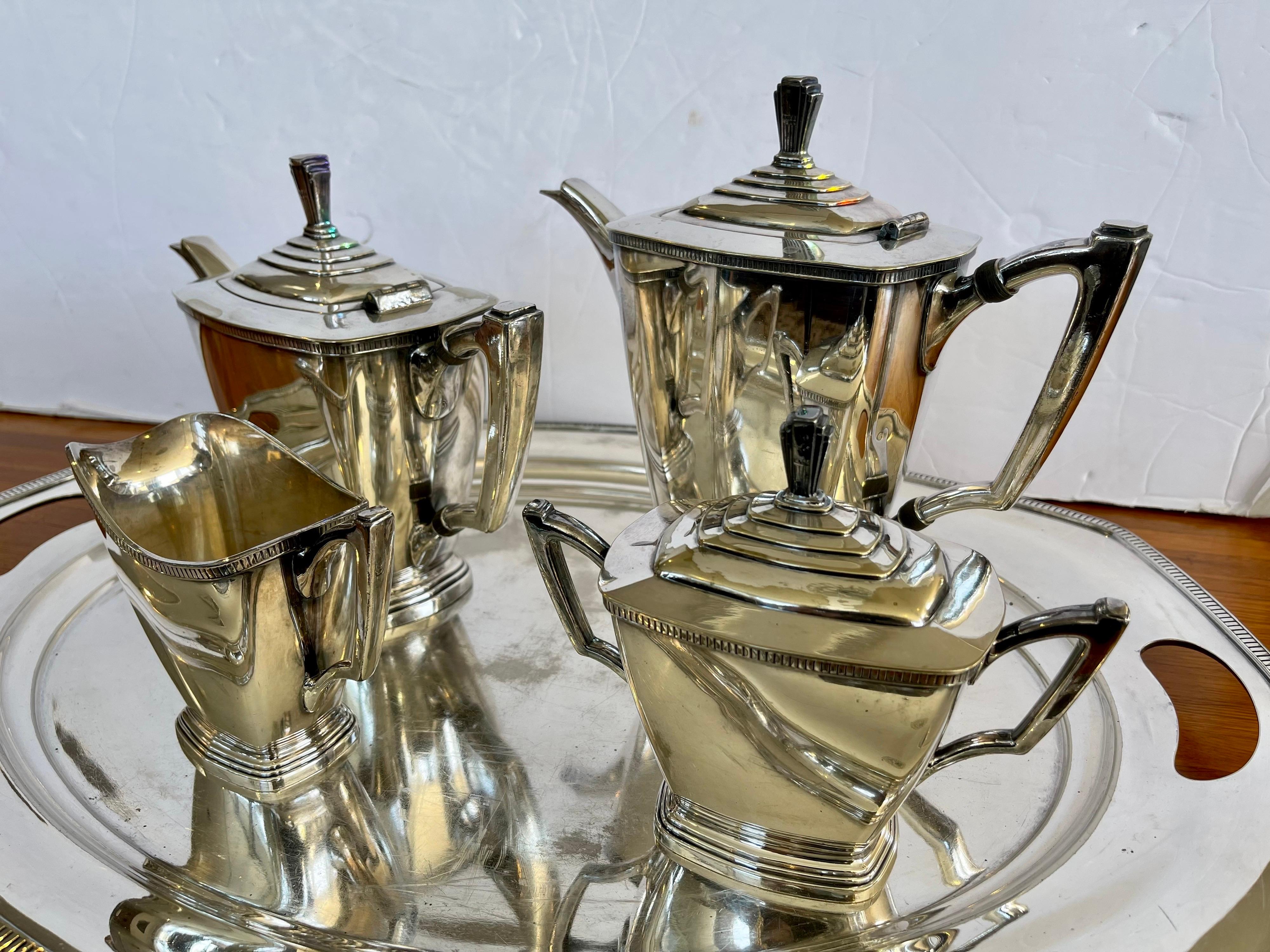 Wallace Silver Art Deco Silver Tea Set Five Pieces In Good Condition In West Hartford, CT