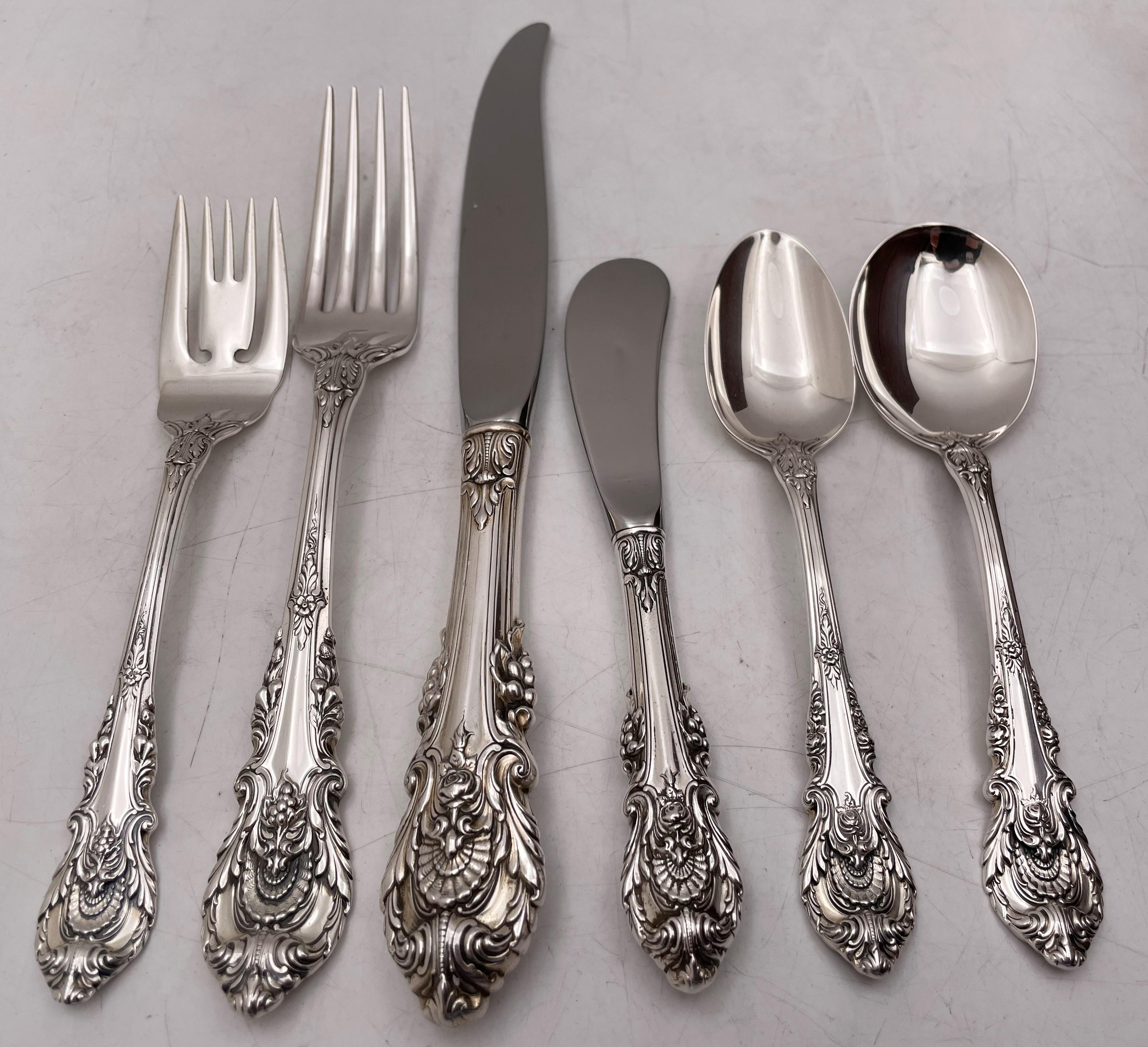 Wallace Sir Christopher Sterling Silver 88-Pc Dinner Flatware Set for 12+Servers In Good Condition For Sale In New York, NY