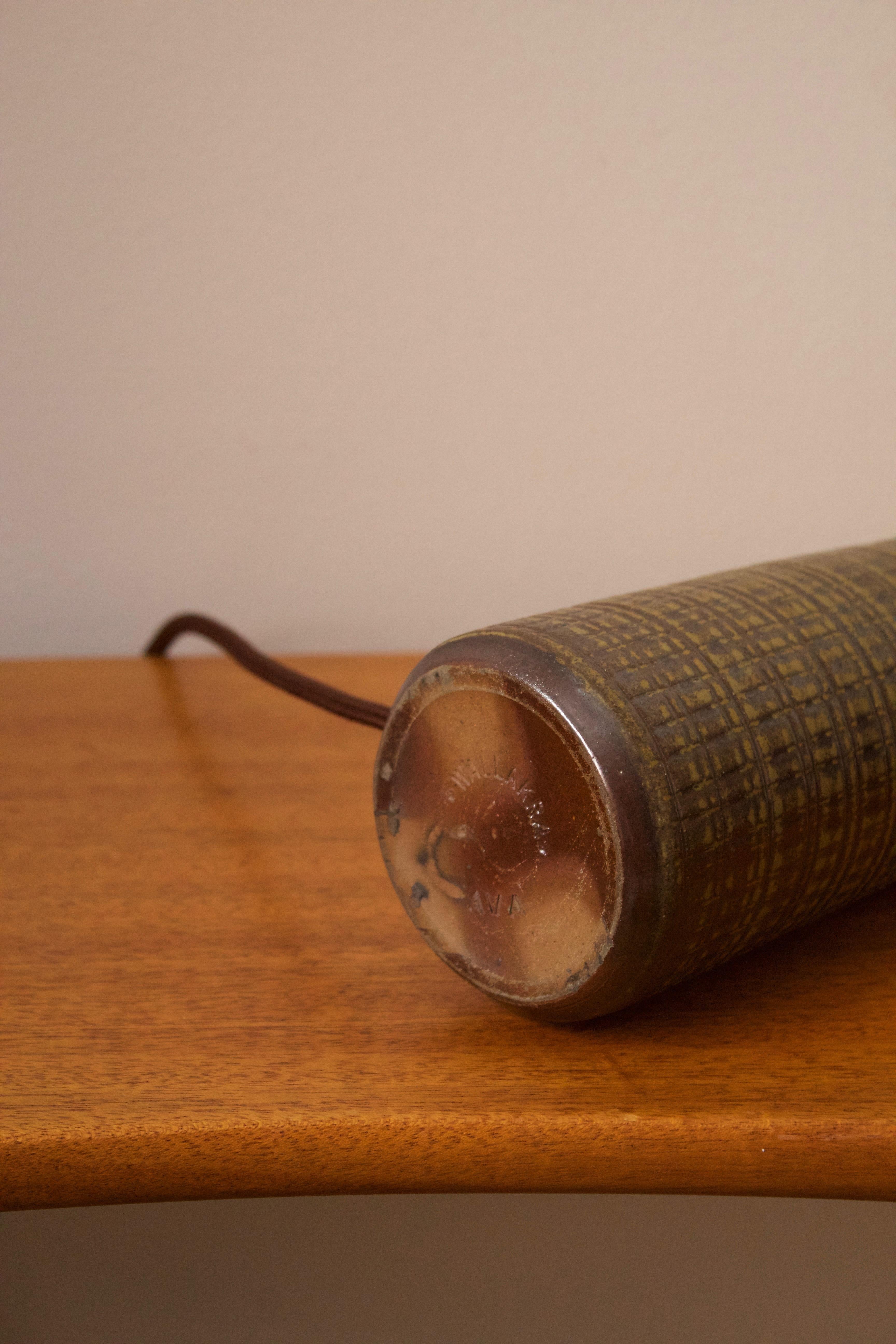 Mid-20th Century Wallåkra Keramik, Table Lamp, Brown Glazed Stoneware, Sweden, 1960s