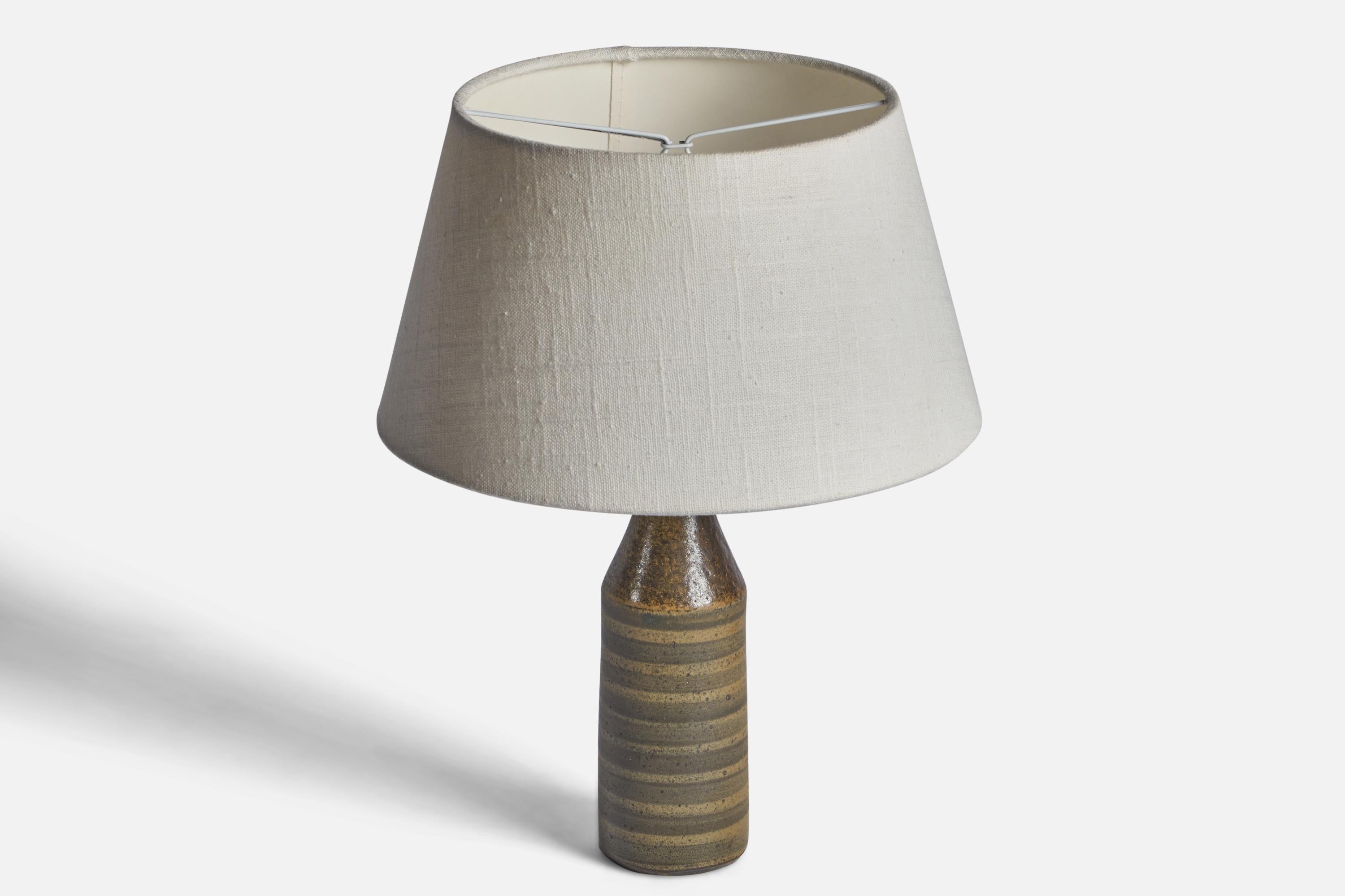 Mid-Century Modern Wallåkra, Table Lamp, Stoneware, Sweden, 1950s For Sale