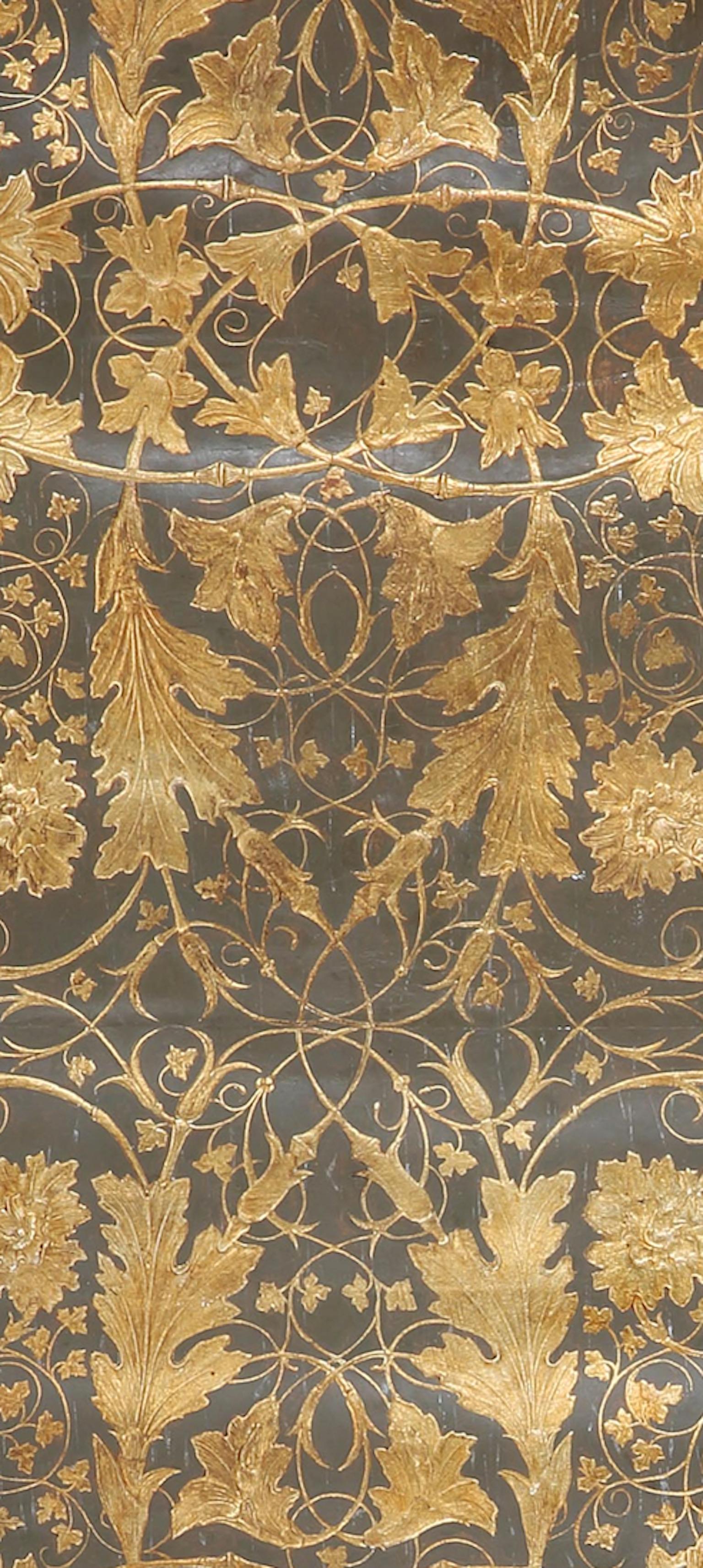 Colgante de pared, 2003 Recreación de un diseño de la década de 1850 de Jacques Dulud, cuero repujado Barroco en venta