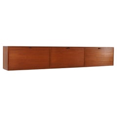 Wallmounted Sideboard in the style of Florence Knoll