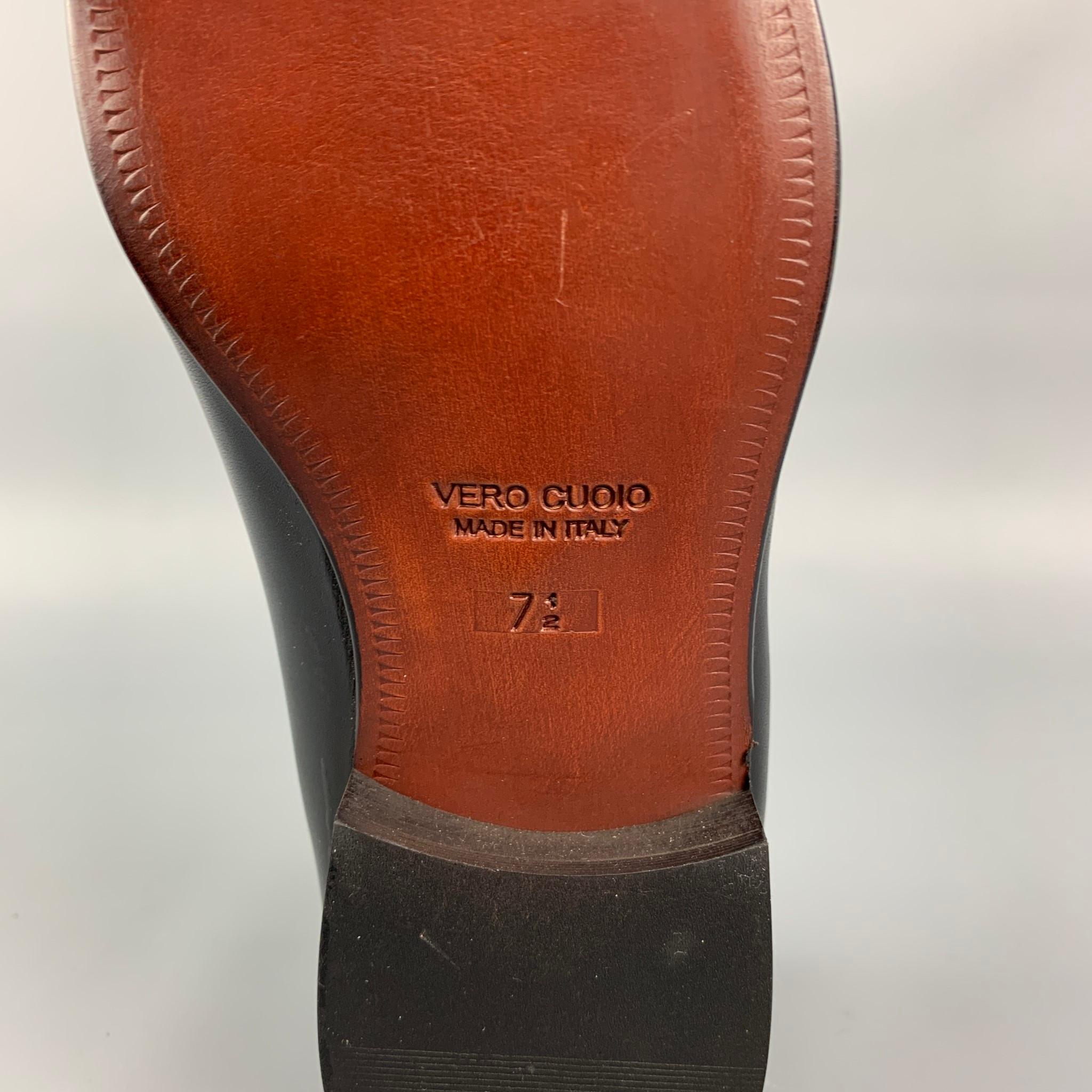 wall and water shoes