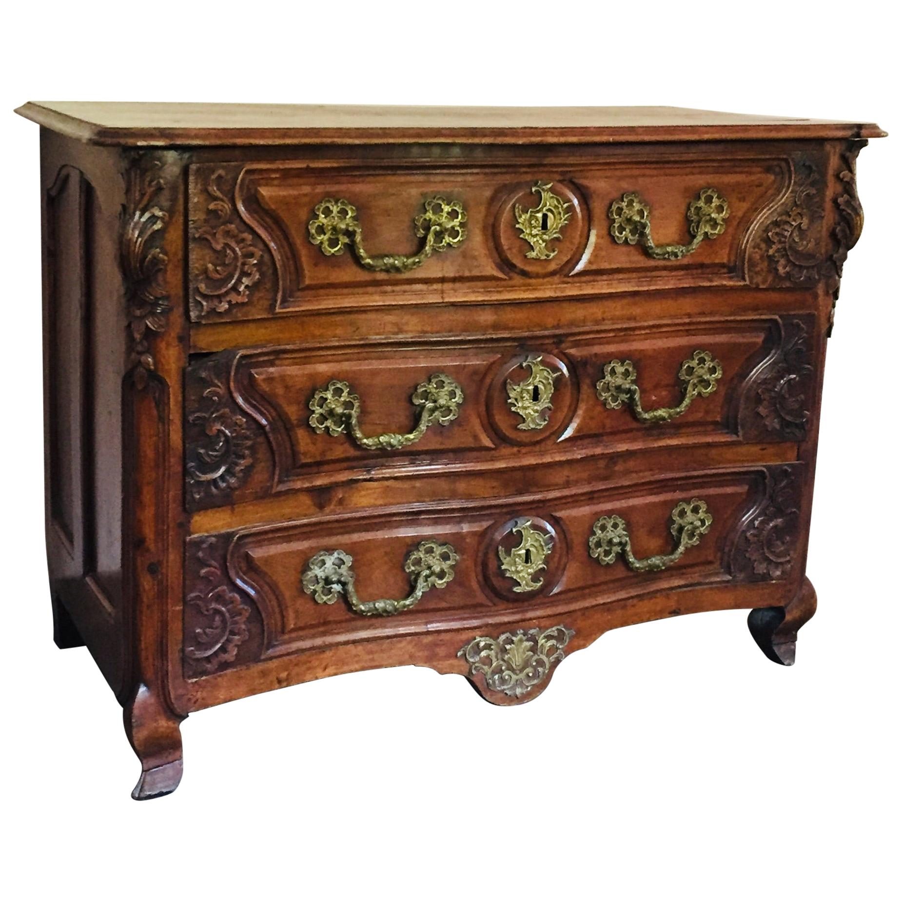 Walnut 18th Cent French Chest of Drawers Louis XV Typical from the Lyon Region For Sale