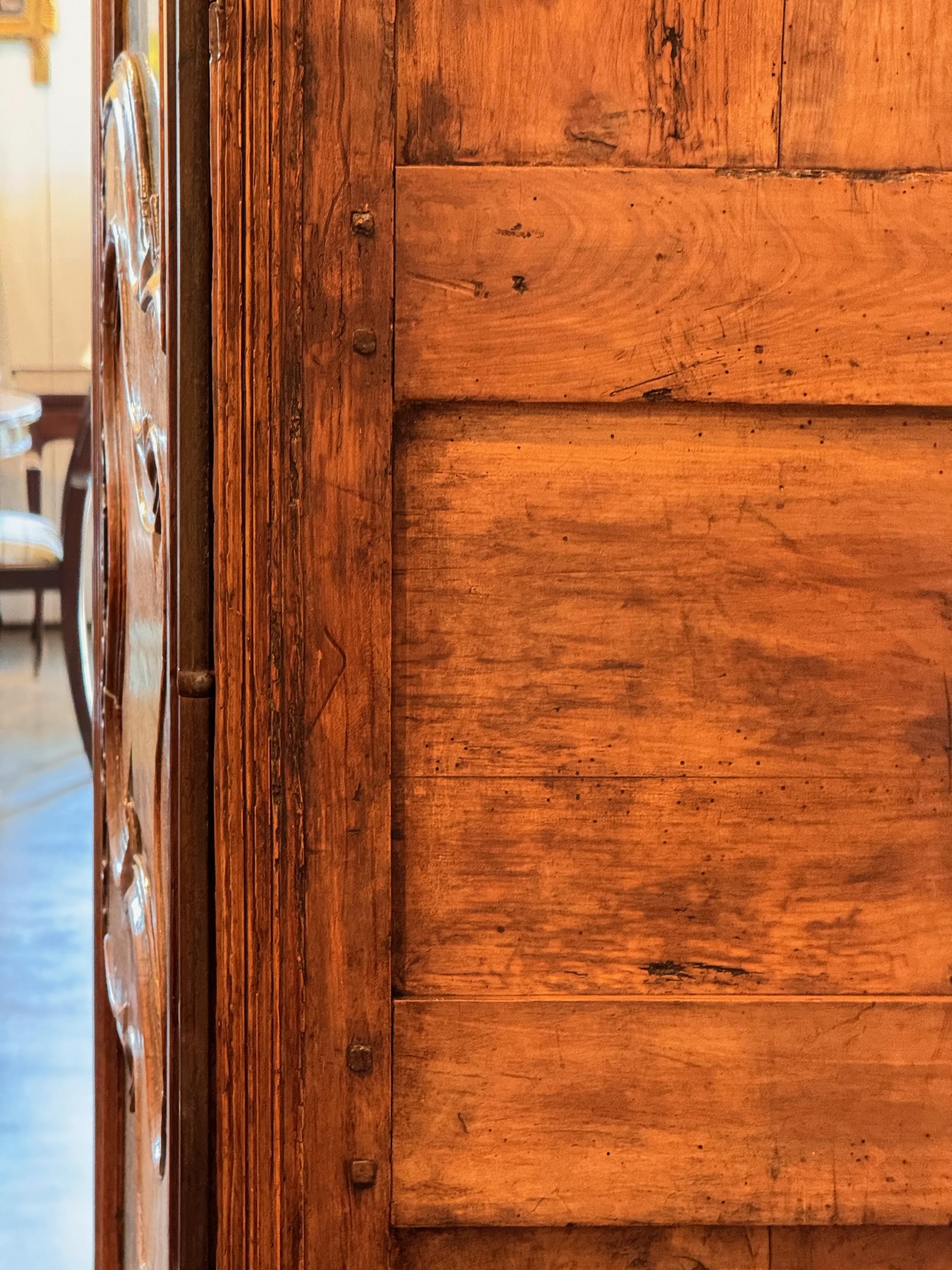 Nussbaum 18. Jahrhundert Französisch Armoire 9