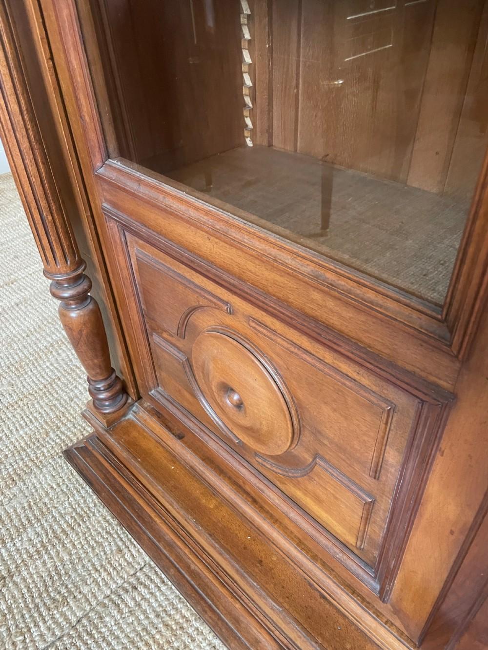 Walnut 2 door French bookcase /display cabinet  For Sale 3