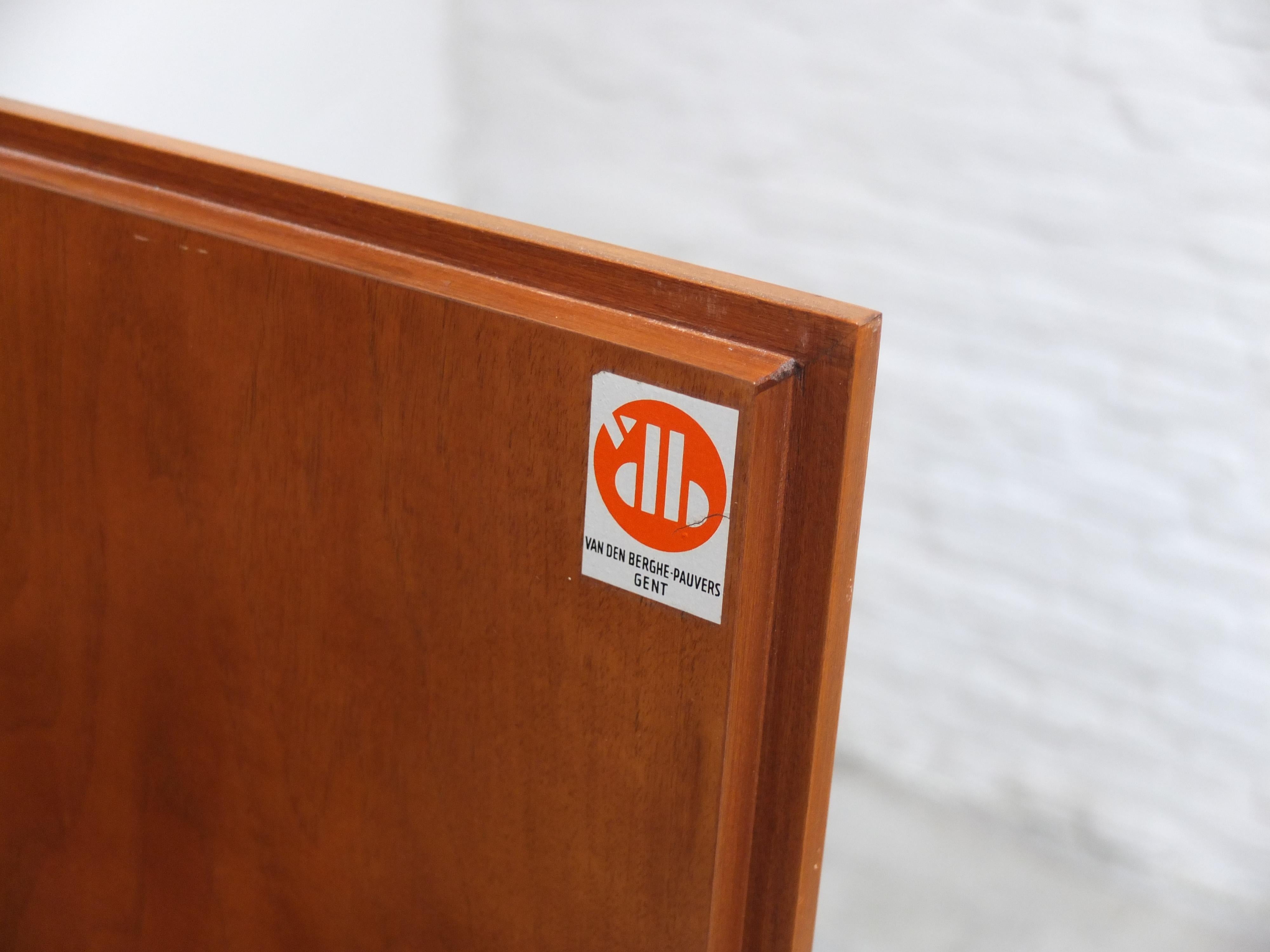 Mobile bar 'Abstracta' in noce di Jos De Mey per Van den Berghe-Pauvers, anni '60 in vendita 2