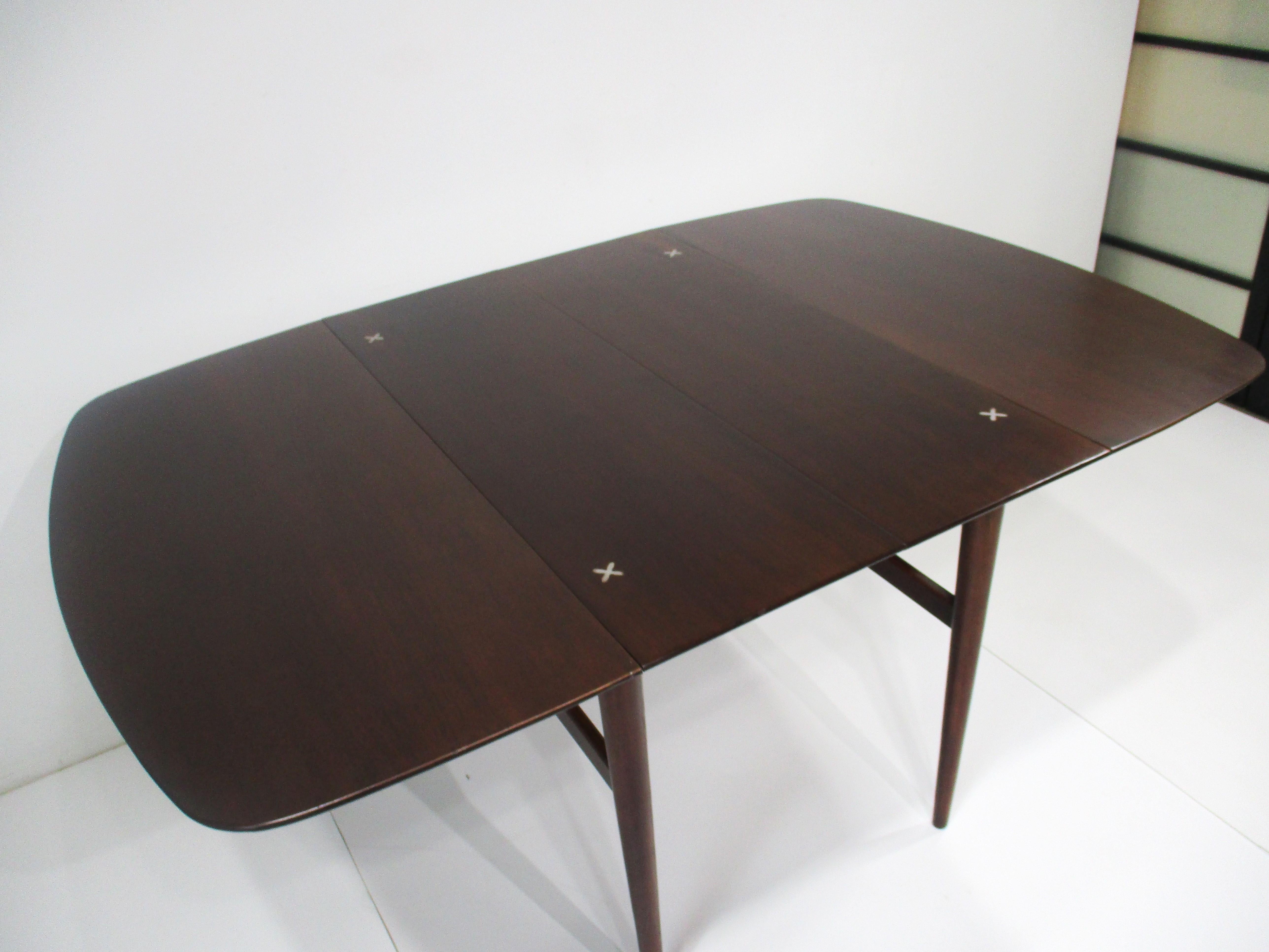 20th Century Walnut Accord Dining Table by Merton Gershun for American of Martinsville   For Sale
