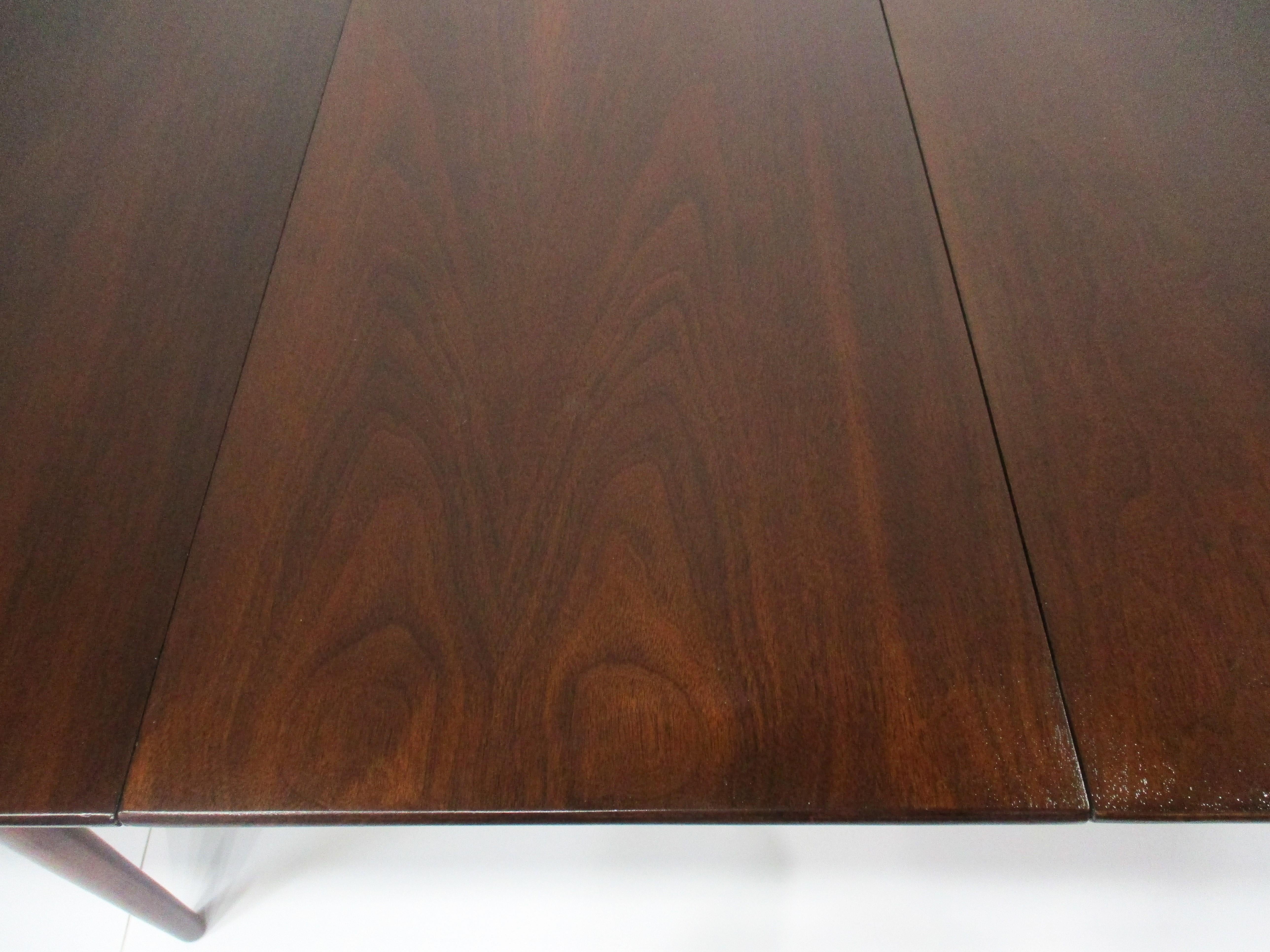 Walnut Accord Dining Table by Merton Gershun for American of Martinsville   For Sale 4