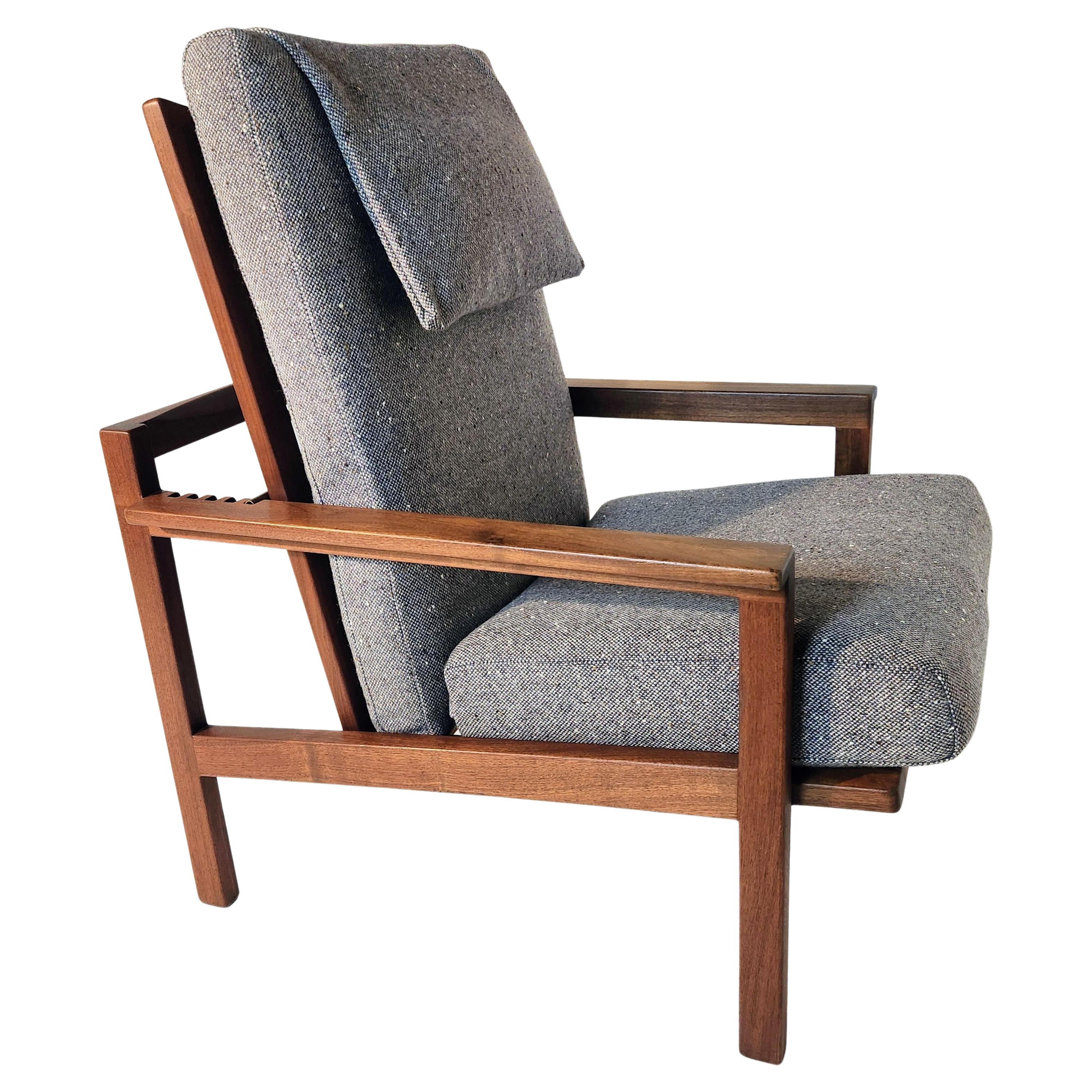 Walnut Adjustable Lounge Chair Arden Riddle (1921-2011) pre-1965 For Sale
