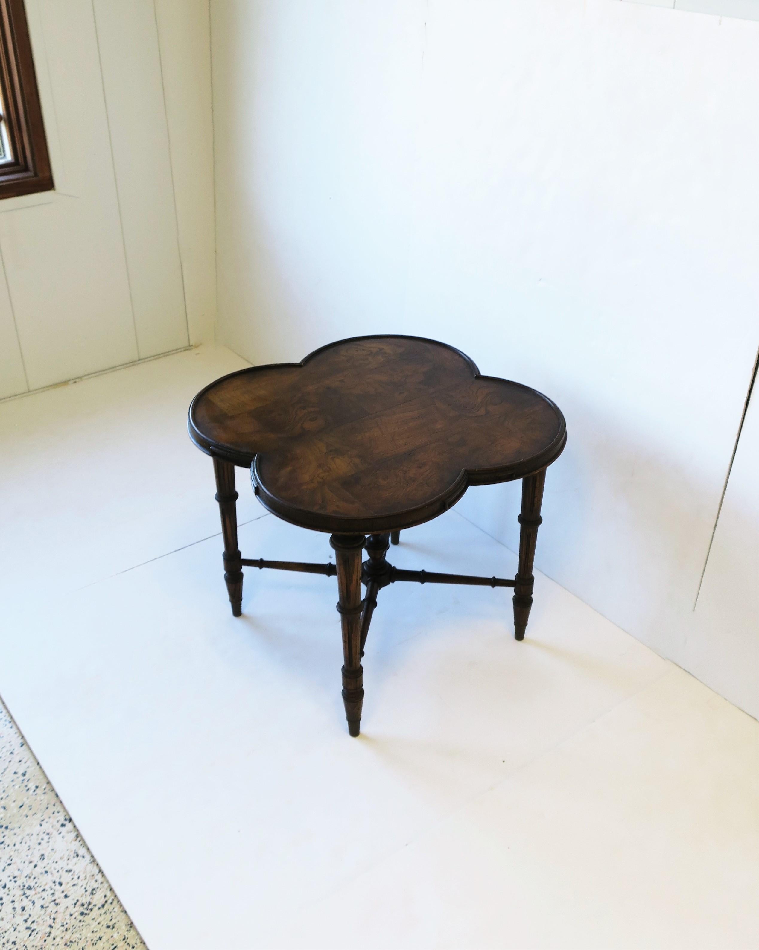 Walnut Alhambra Clover Top End Table In Good Condition In New York, NY