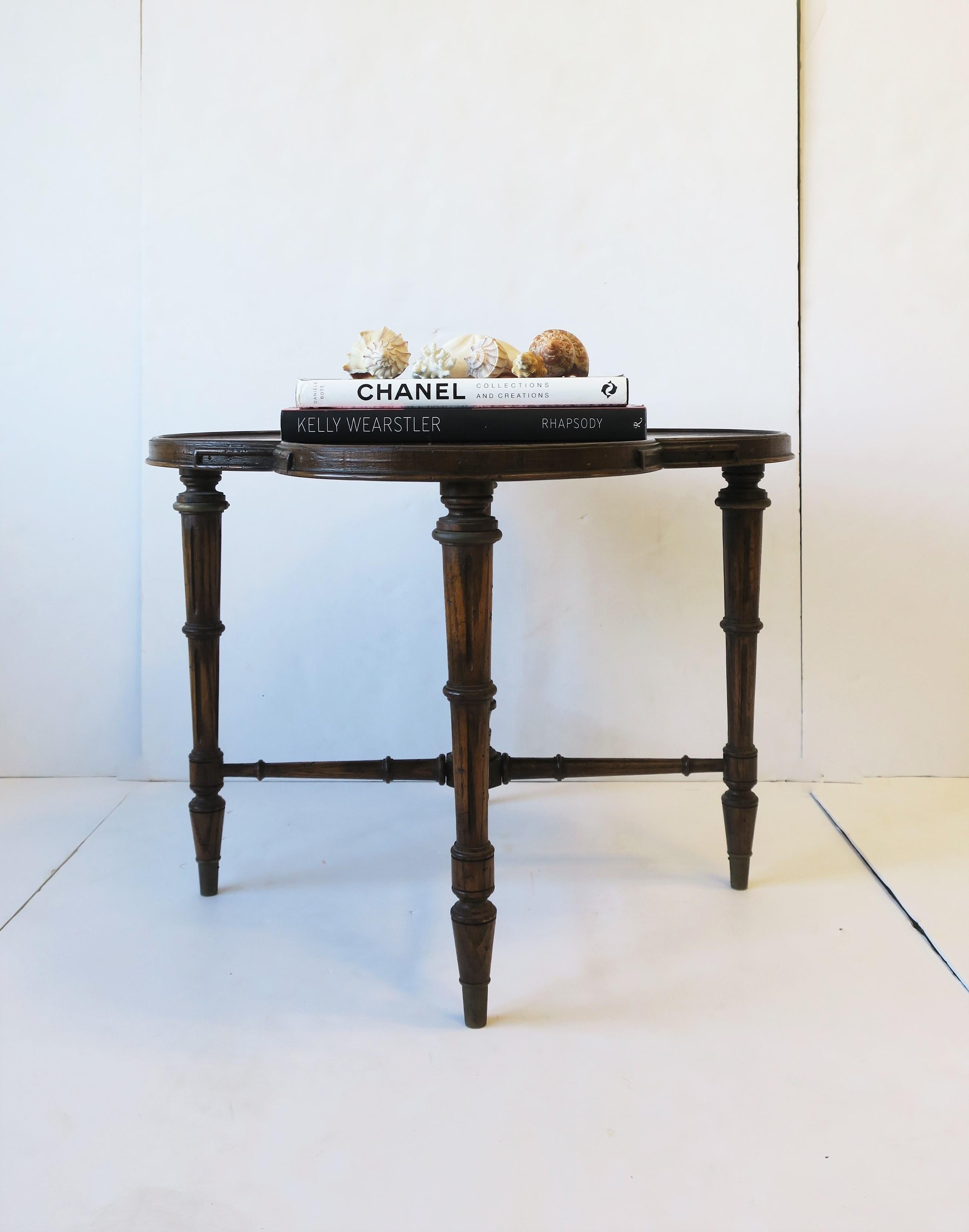 Walnut Alhambra Clover Top End Table 3