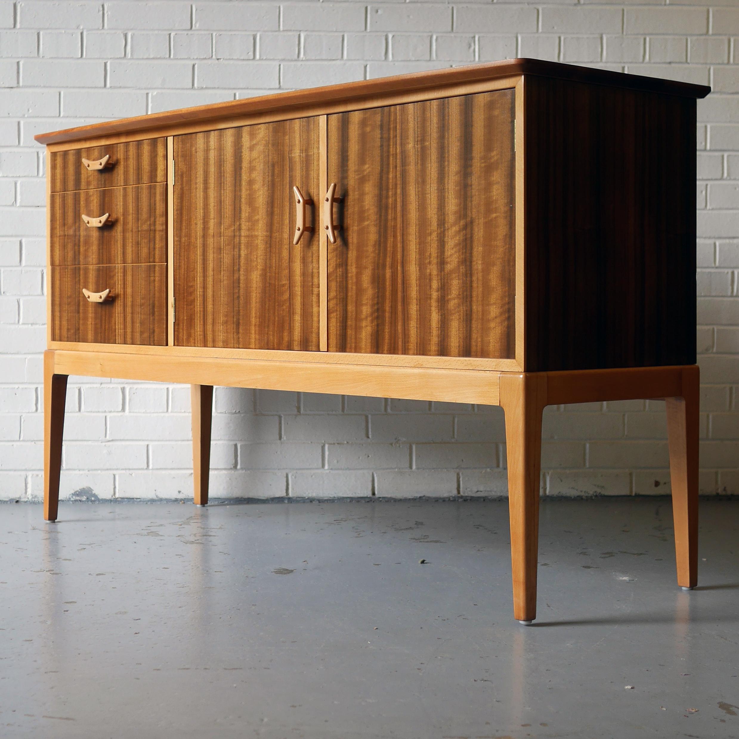 Walnut and Beech Sideboard by Vesper Furniture, circa 1957 In Good Condition For Sale In Derby, Derbyshire
