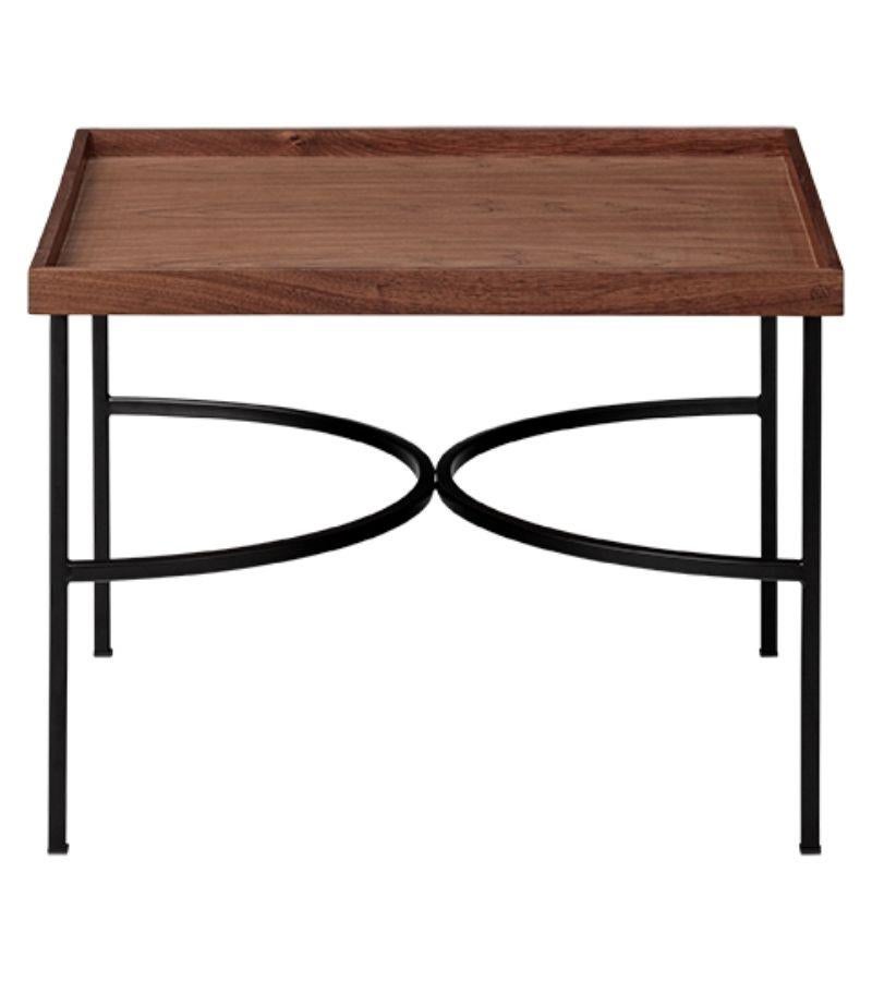 Walnut and black contemporary tray table
Dimensions: D 52.5 x W 52.5 x H 38 cm 
Materials: Natural walnut, iron with powder coating, or iron with brass plating.
Available in black, oak, walnut, and black or gold powder-coated