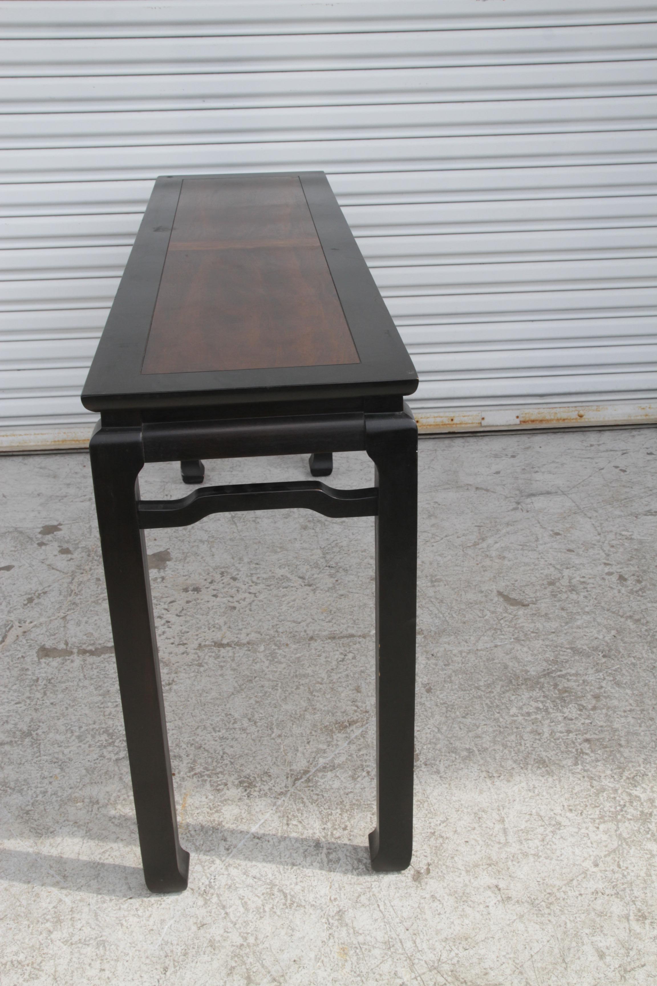 Wood Walnut and Black Lacquer Chin Hua Console Table with Ming Style Legs For Sale