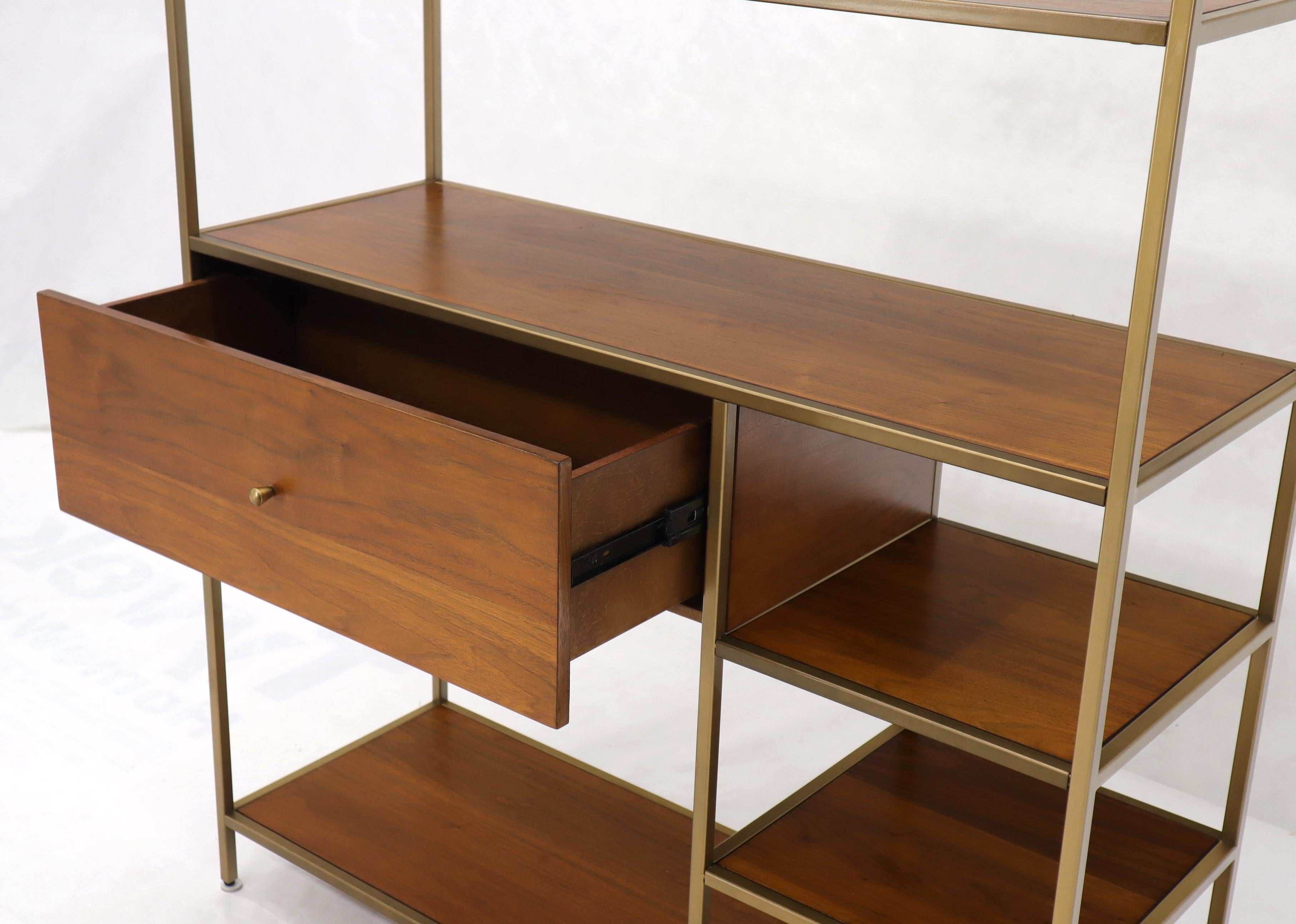 Walnut and Brass Étagère Bookcase Shelving Wall Unit McCobb Style In Excellent Condition In Rockaway, NJ