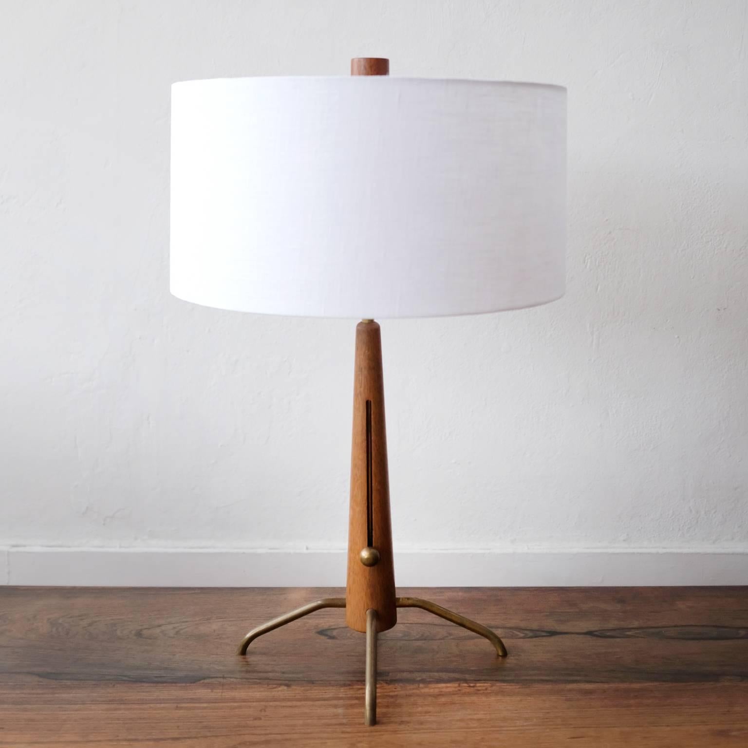 Mid-Century Modern Walnut and Brass Gerald Thurston Adjustable Height Lamps For Sale