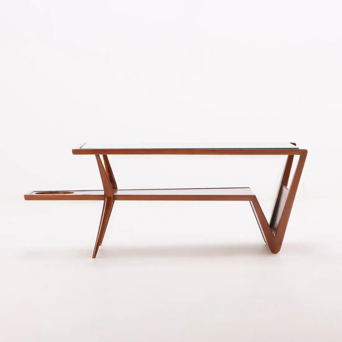Walnut and Glass Coffee Table w/ Magazine Holder In Good Condition For Sale In New York, NY