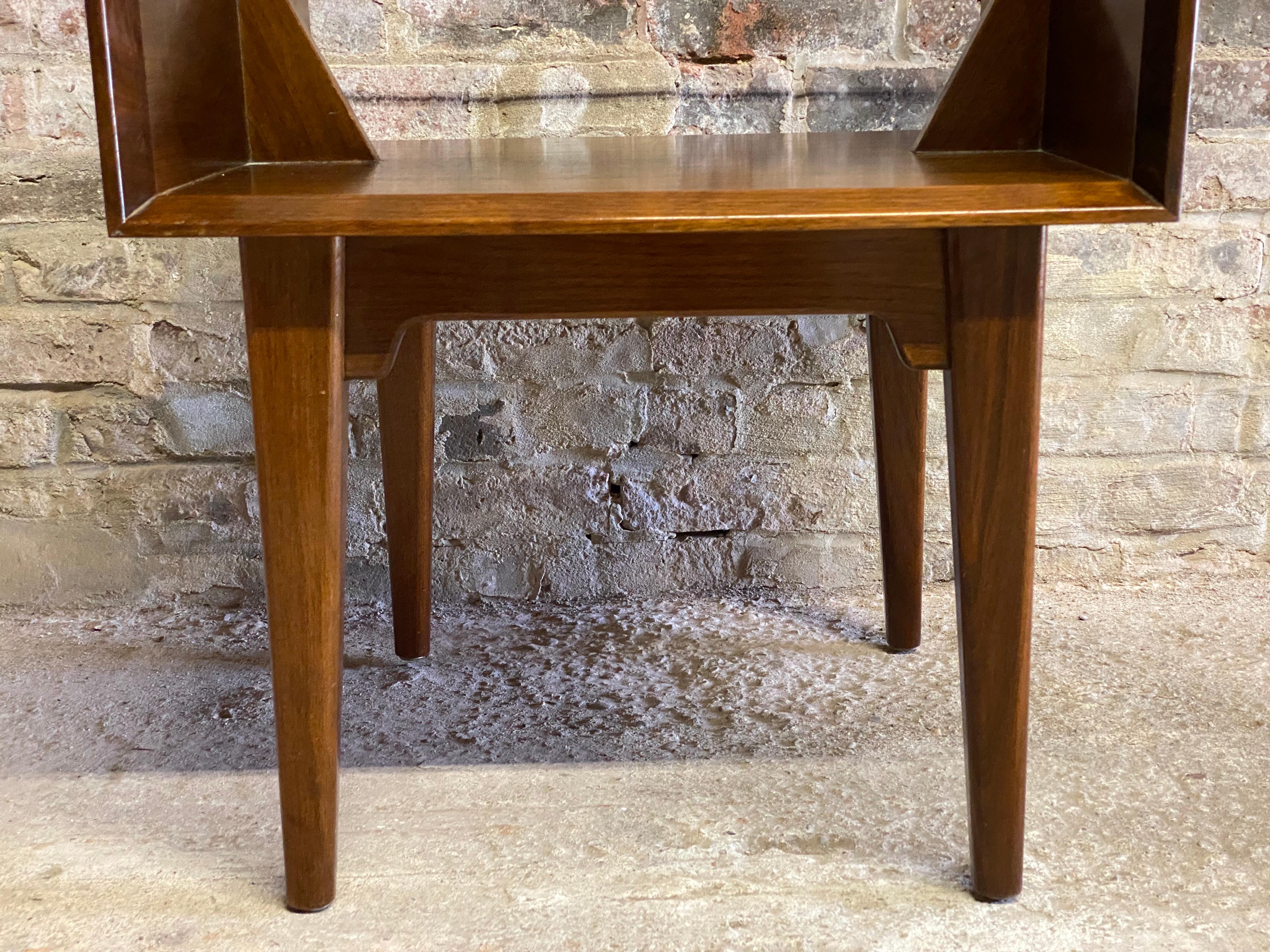 Walnut and Glass Mid-Century Modern End Table 4