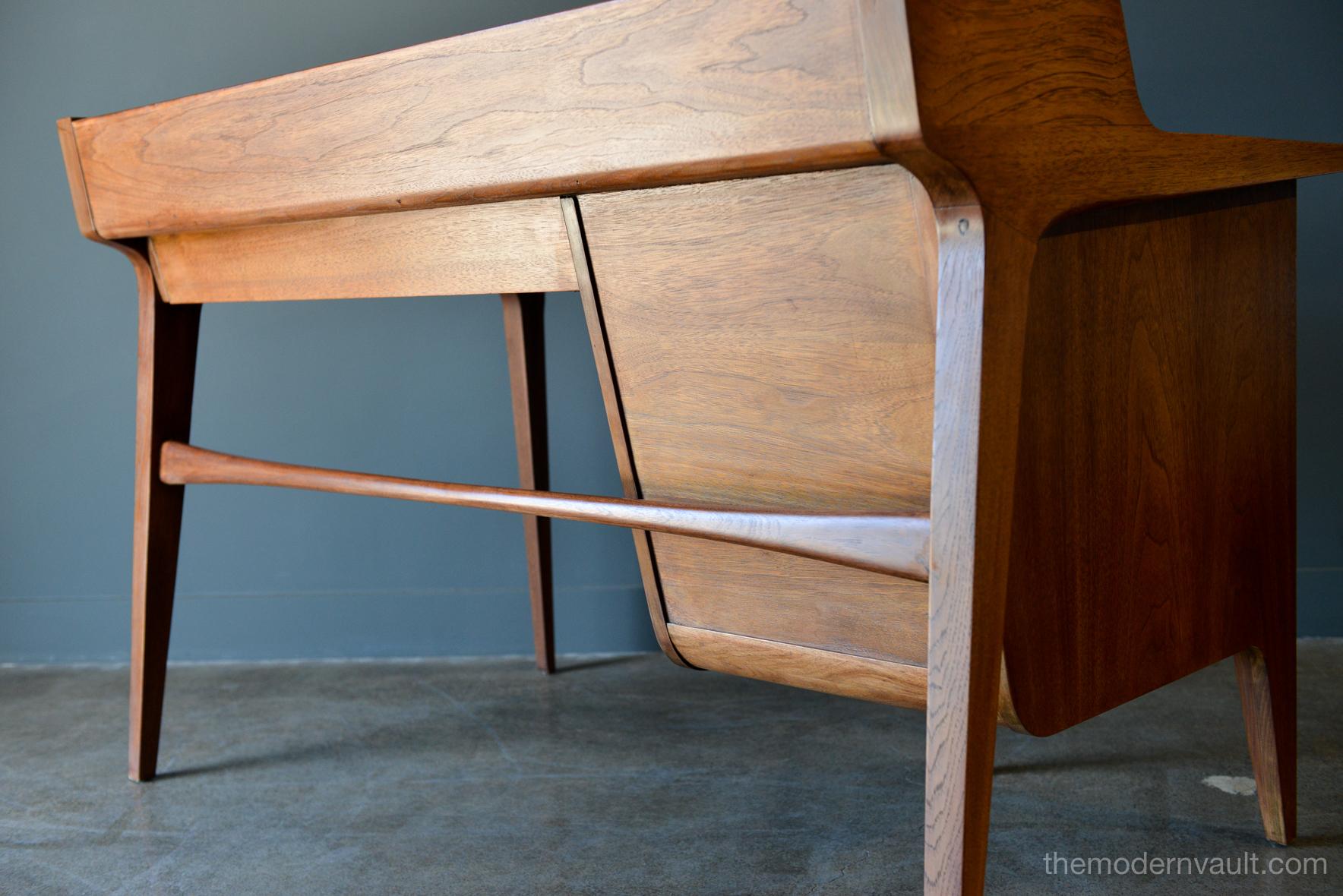 Walnut and Leather Top Desk by John Van Koert for Drexel, circa 1960 4