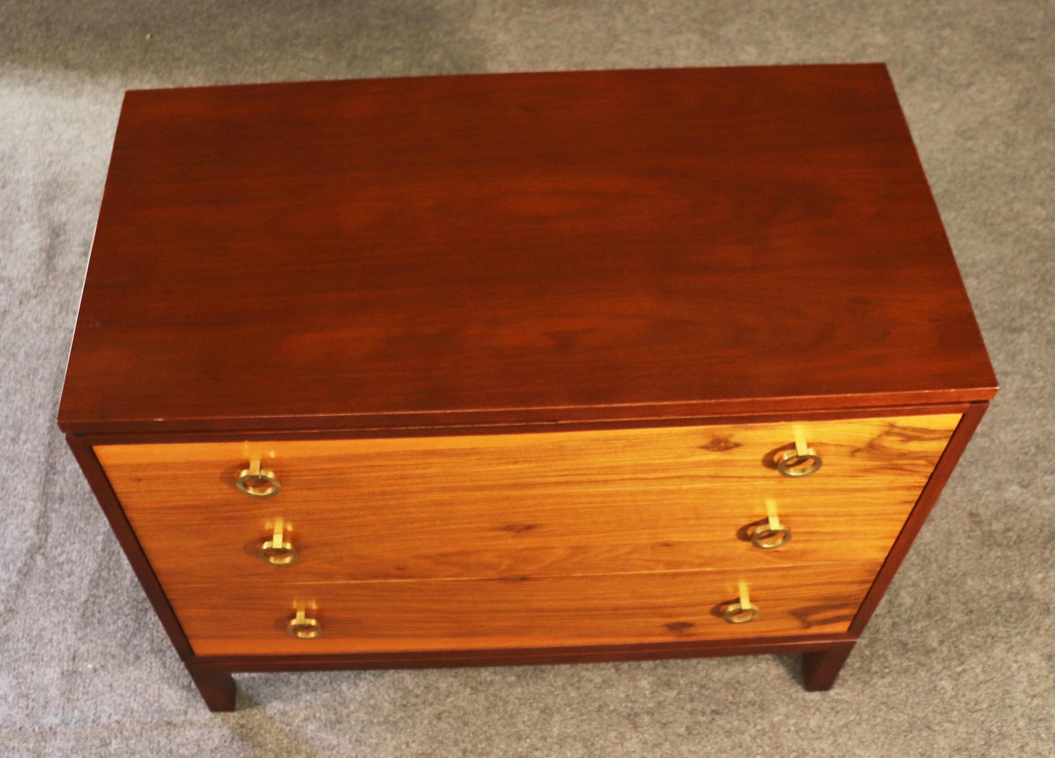 Walnut and Mahogany Dunbar Mid Century Modern Commode Chest c1970 In Good Condition In Swedesboro, NJ