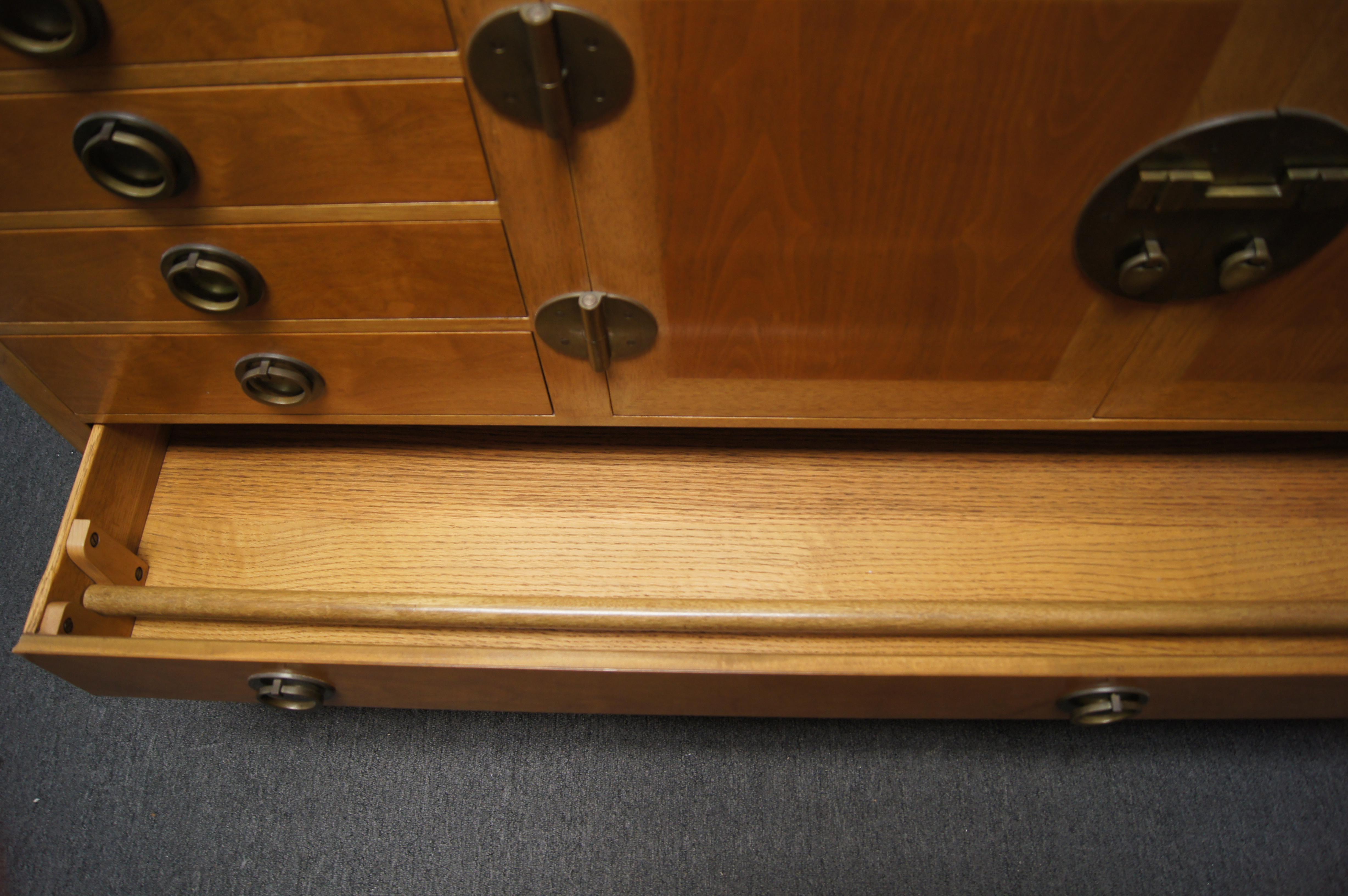 Walnut and Mahogany Sideboard, Model 4579, by Edward Wormley for Dunbar In Good Condition For Sale In Dorchester, MA