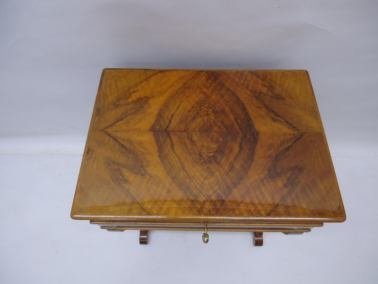 Mid-19th Century Walnut and Maple Biedermeier Sewing Table or Side Table, circa 1830
