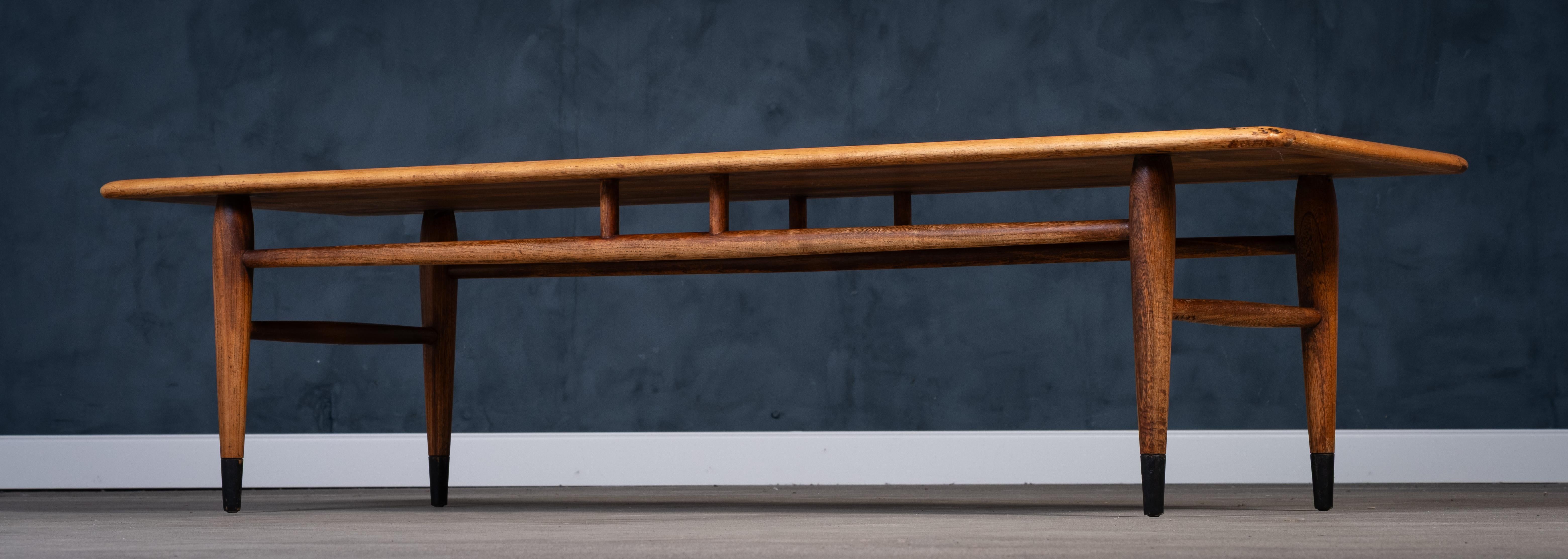 Mid-Century Modern Walnut and Oak Coffee Table by Andre Bus for Lane Acclaim, 1960s For Sale