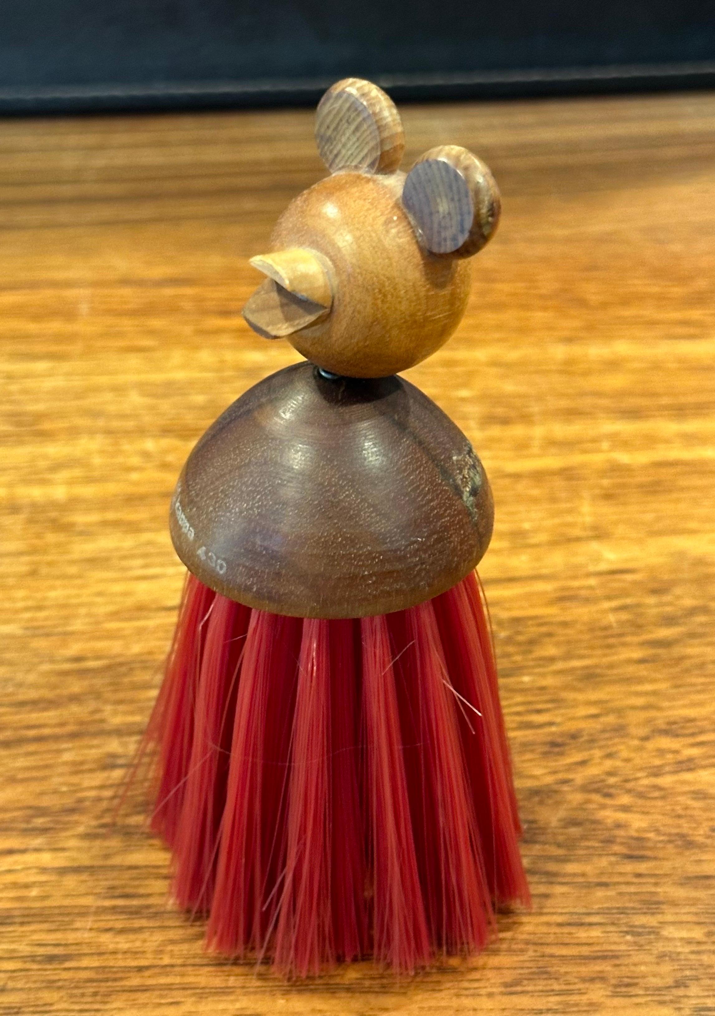 20th Century Walnut and Teak Bear Clothes Brush by Acca Kappa of Italy For Sale
